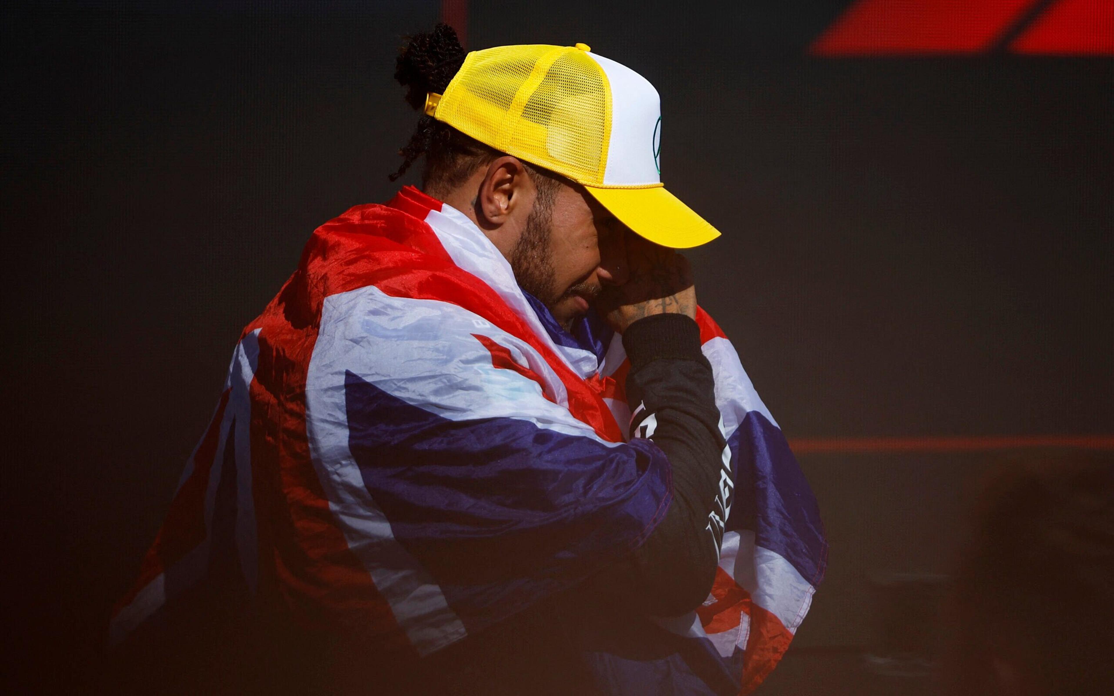 Hamilton usa Barrichello como exemplo em “vitória mais emocionante”