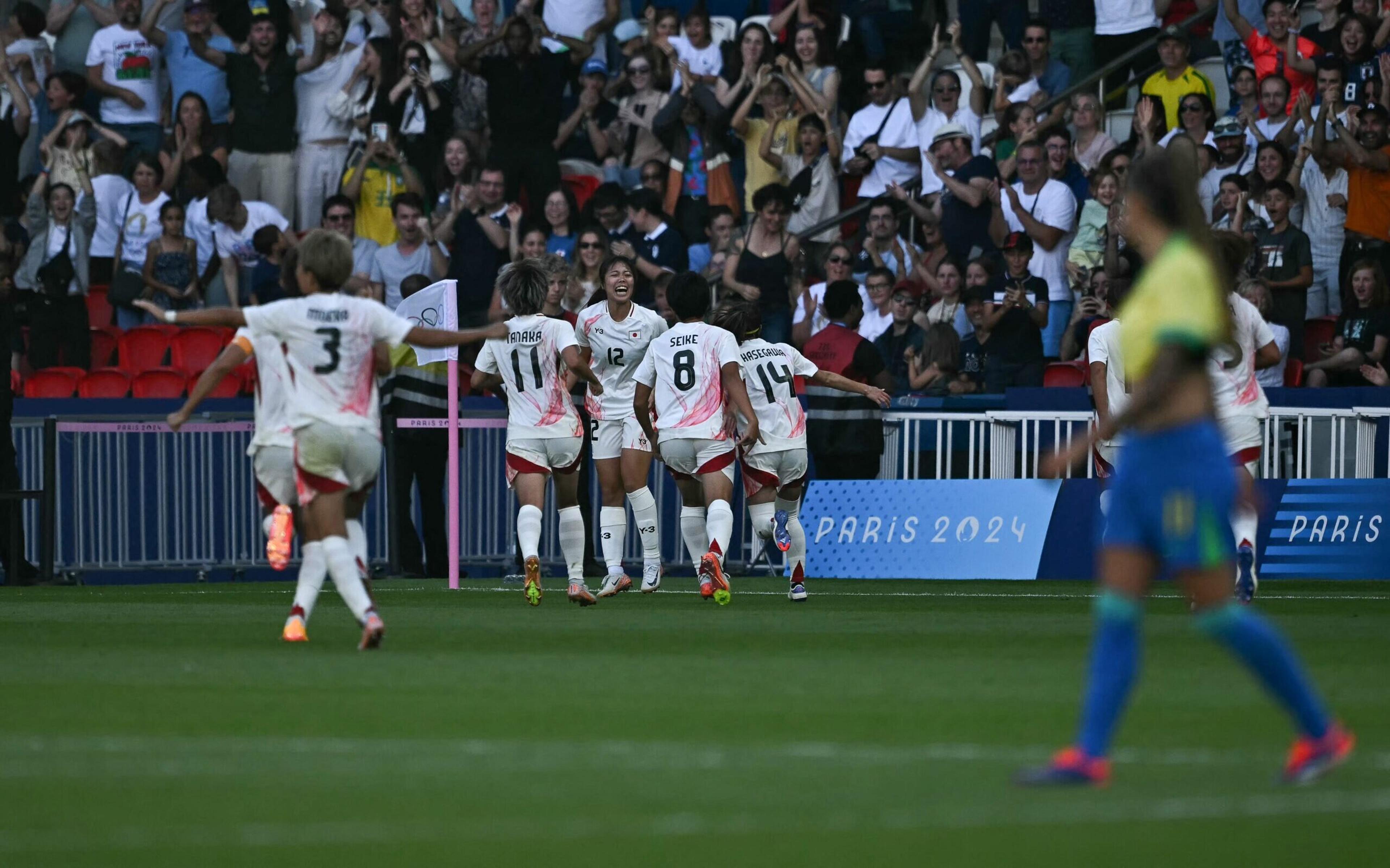 Brasil leva virada no fim e perde para Japão no futebol feminino das Olimpíadas