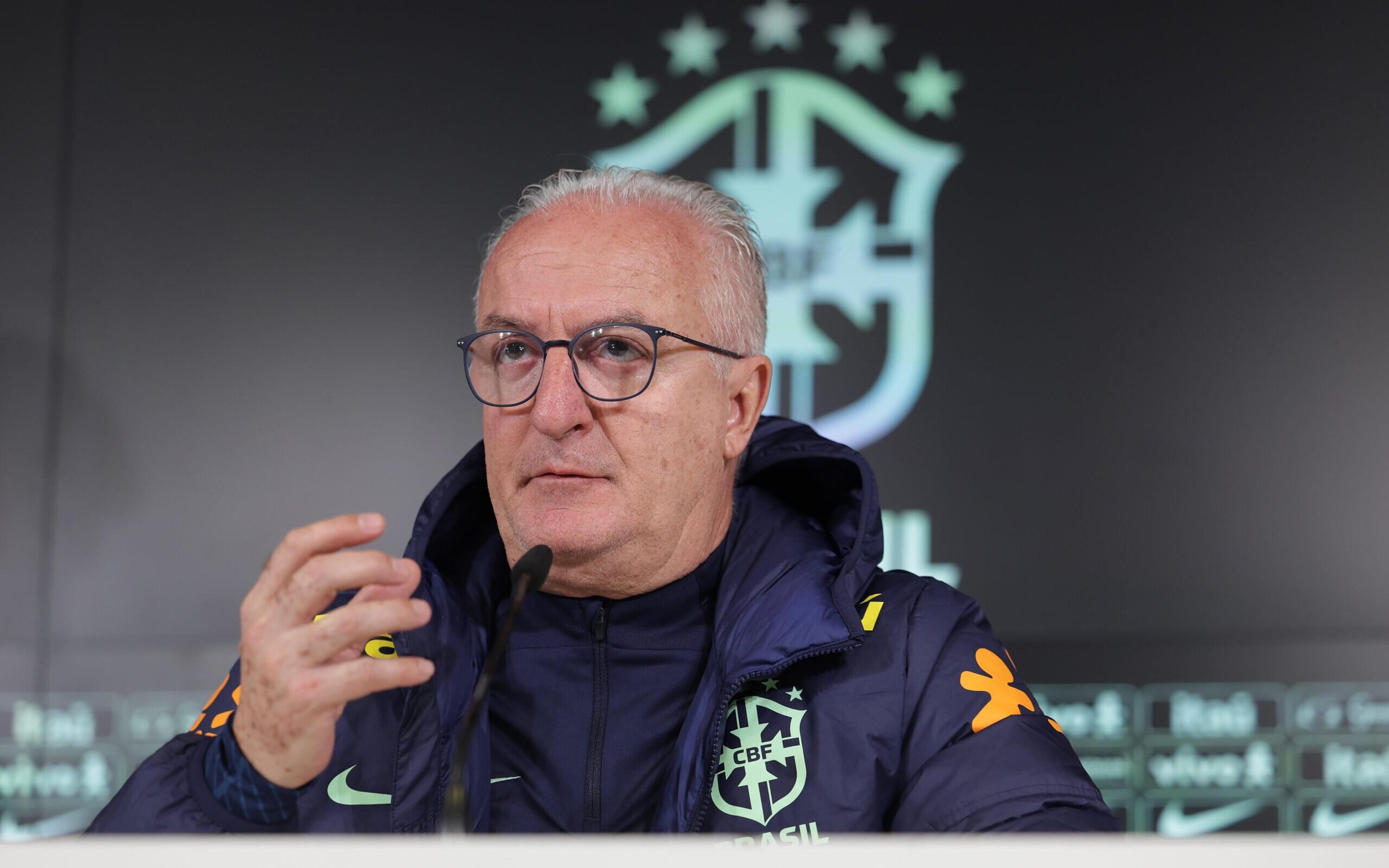 Dorival lamenta pênalti não marcado a favor do Brasil: ‘Seria diferente’