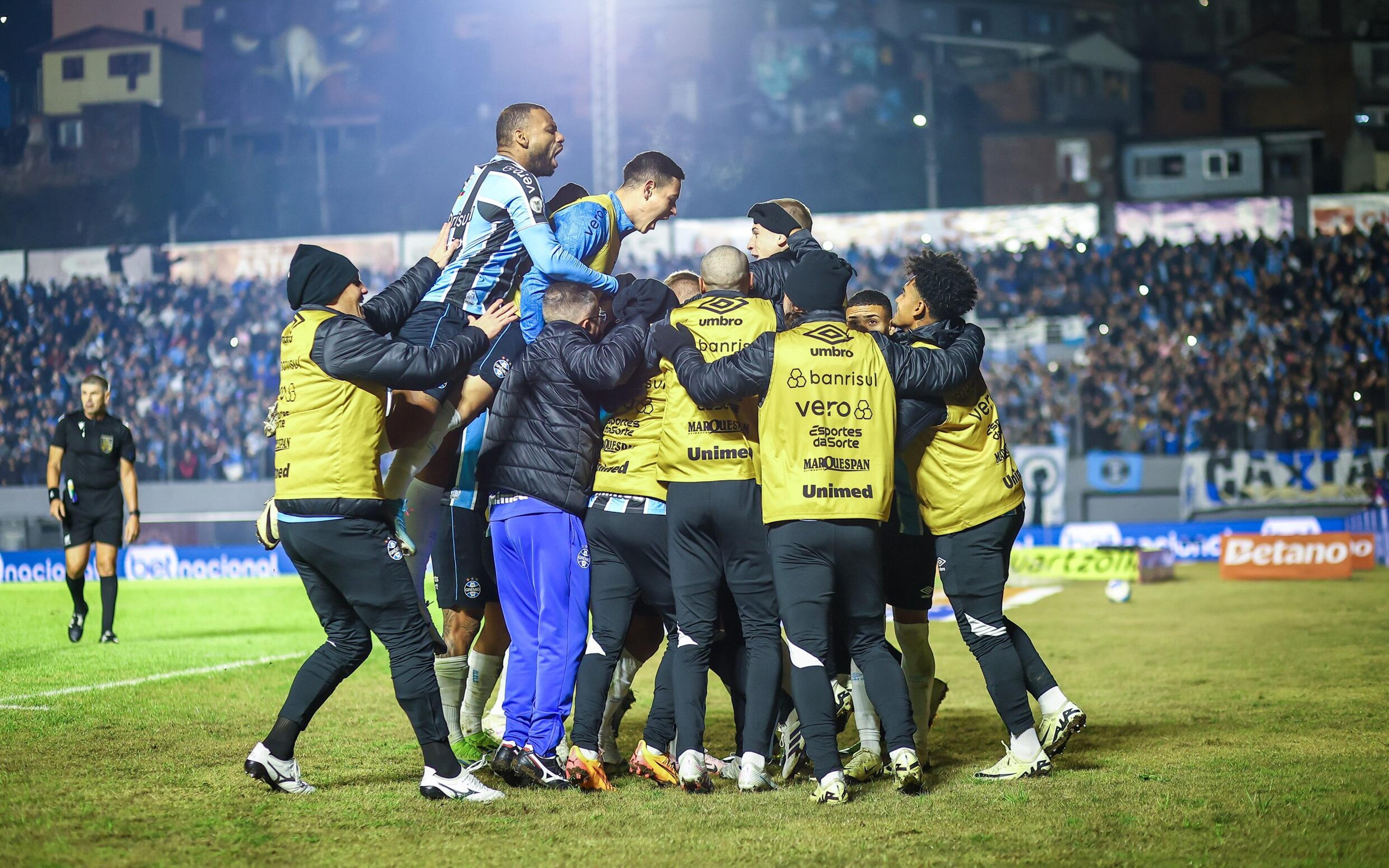 Grêmio aposta em histórico favorável diante do Vitória; veja retrospecto