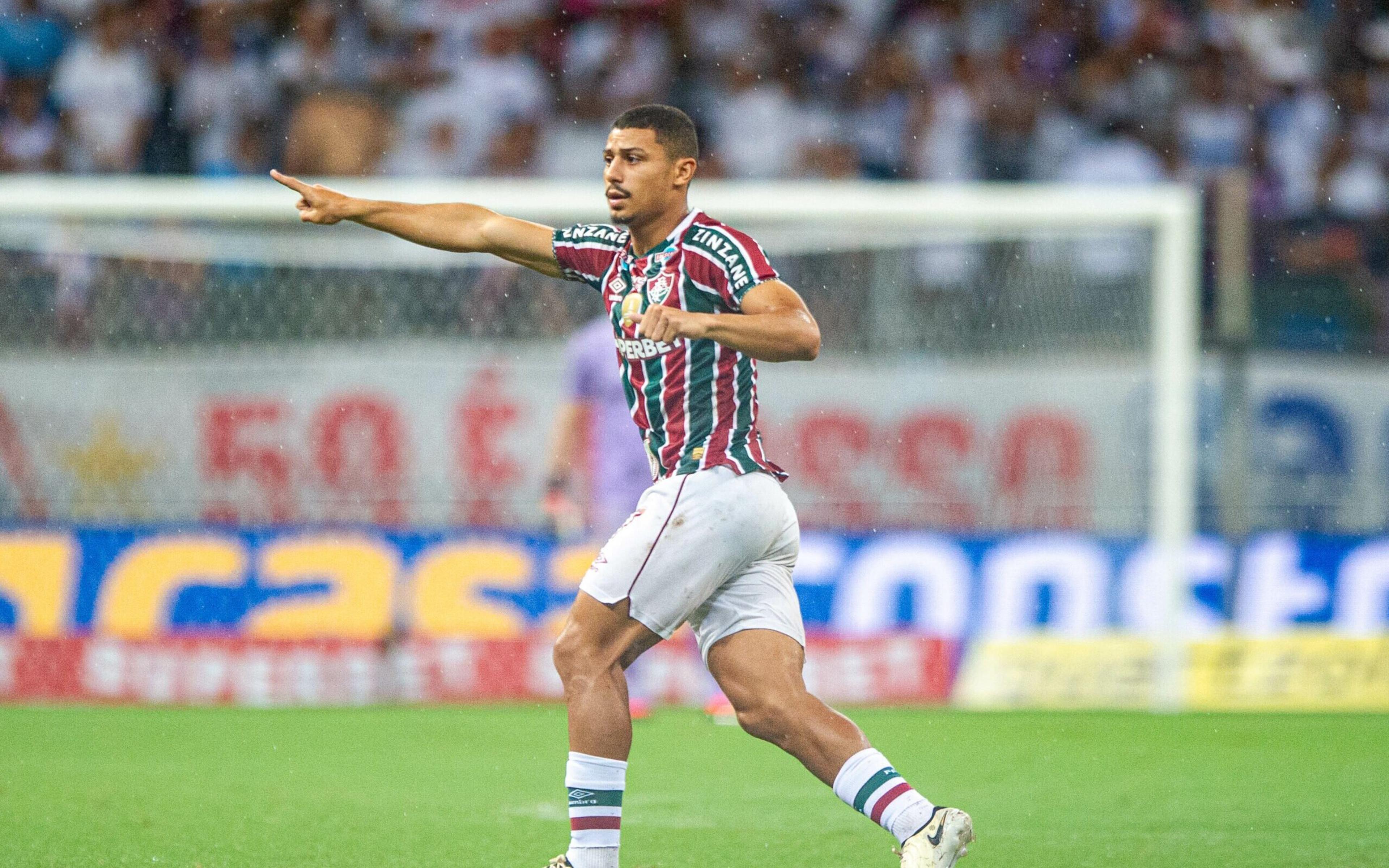 Volante André, do Fluminense, segue com o futuro indefinido