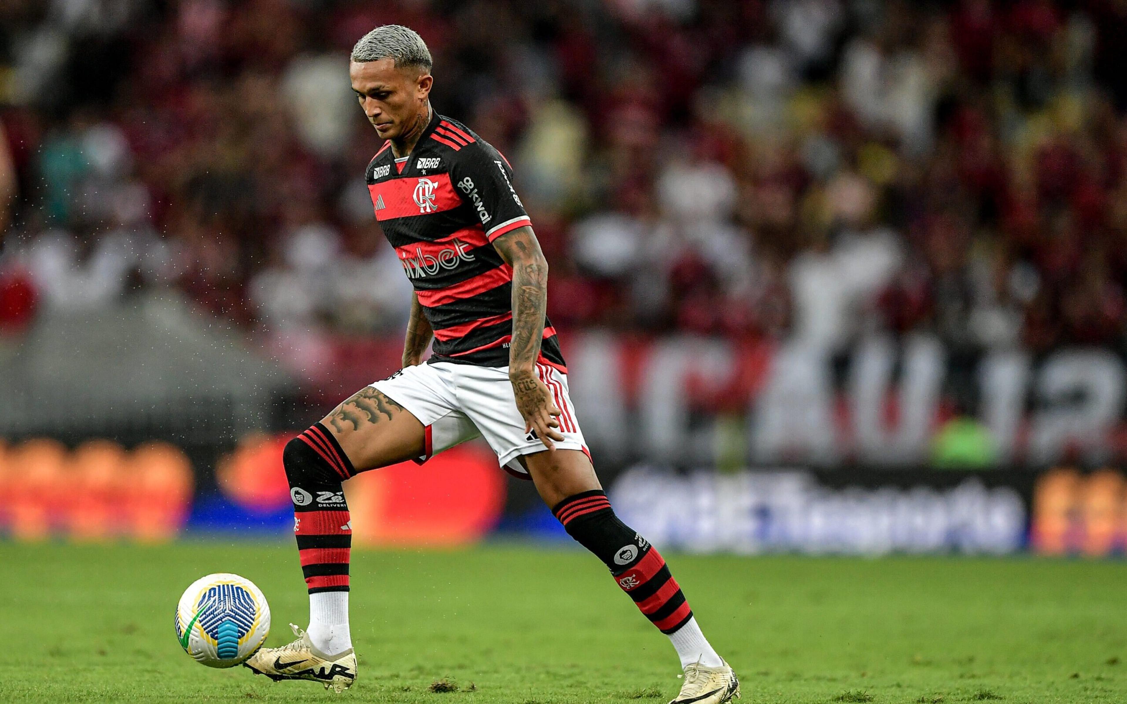 Teve culpa? Ex-jogador analisa gol contra de Wesley em Flamengo x Fortaleza