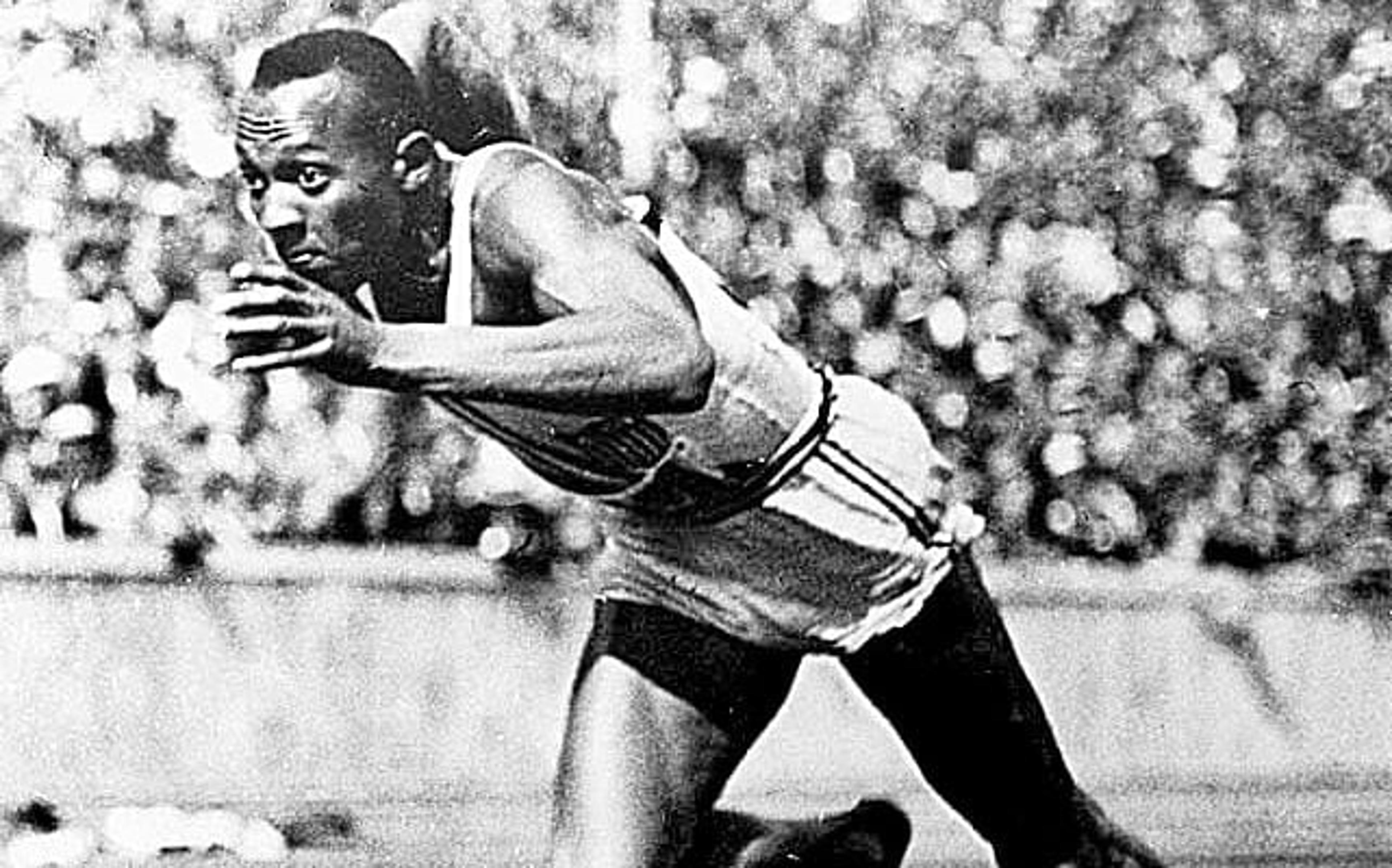 Conheça Jesse Owens, atleta negro medalhista nos Jogos da Alemanha