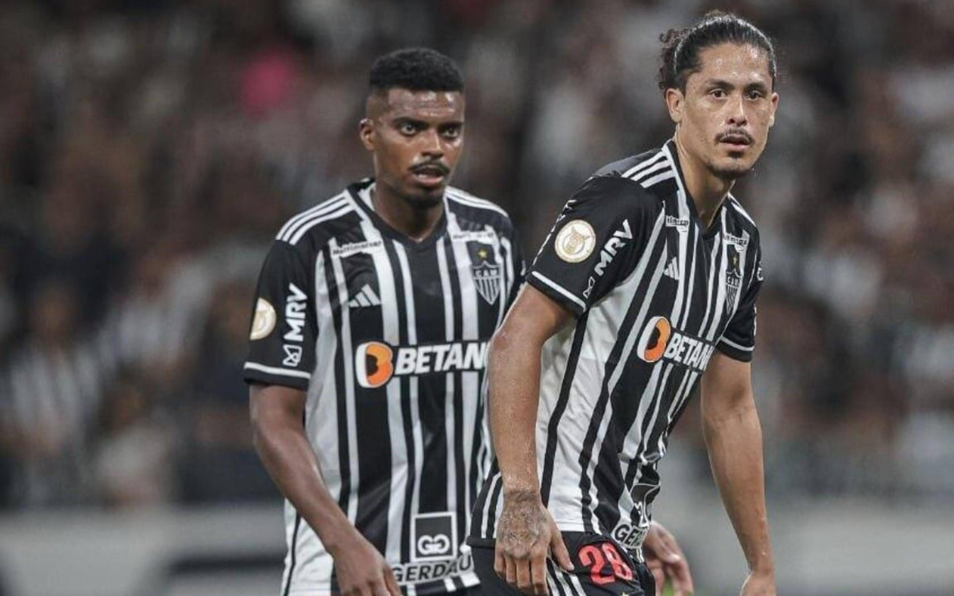 Zagueiro que negocia com São Paulo fica fora de jogo do Atlético-MG