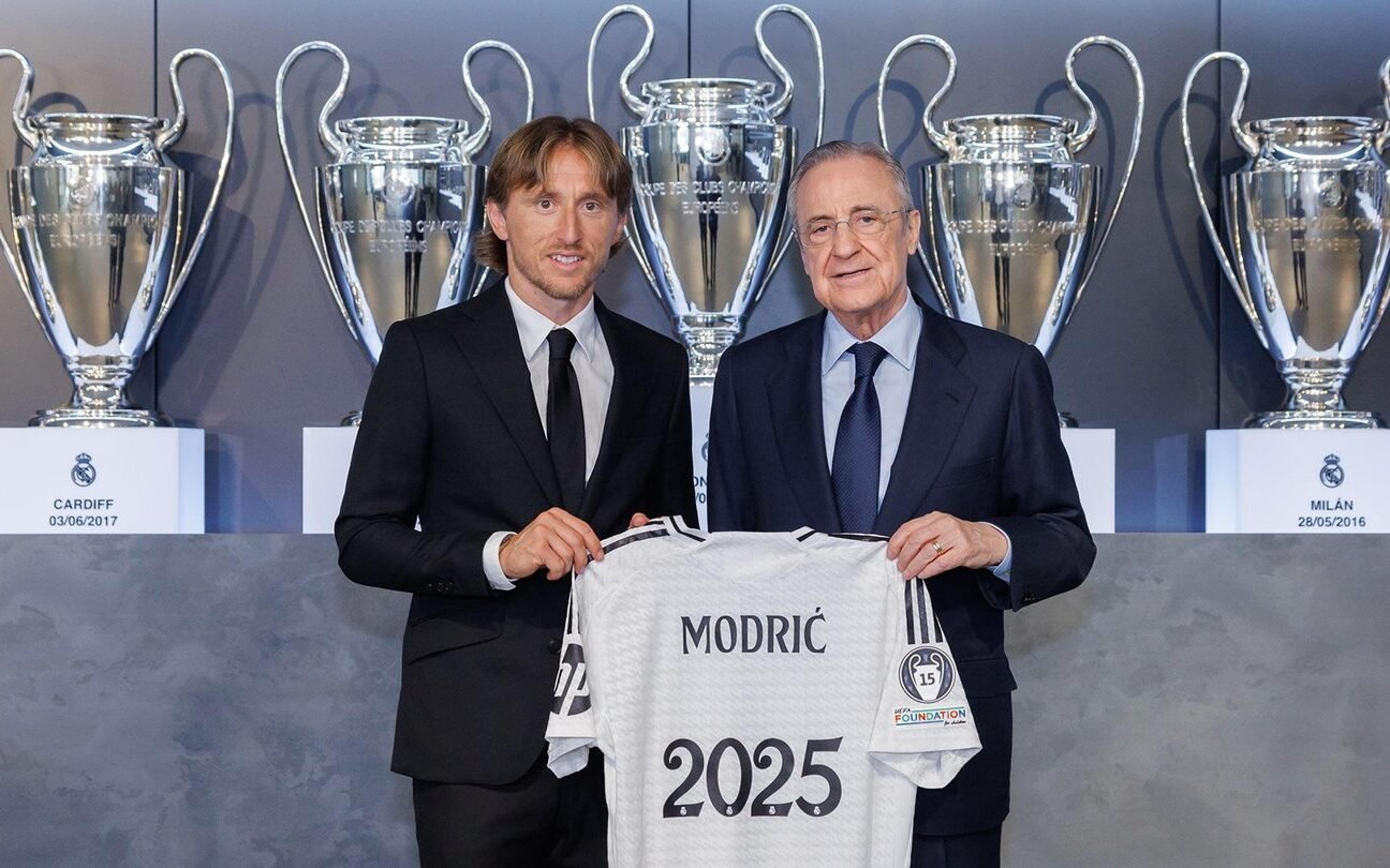 Real Madrid anuncia renovação de contrato de Luka Modric