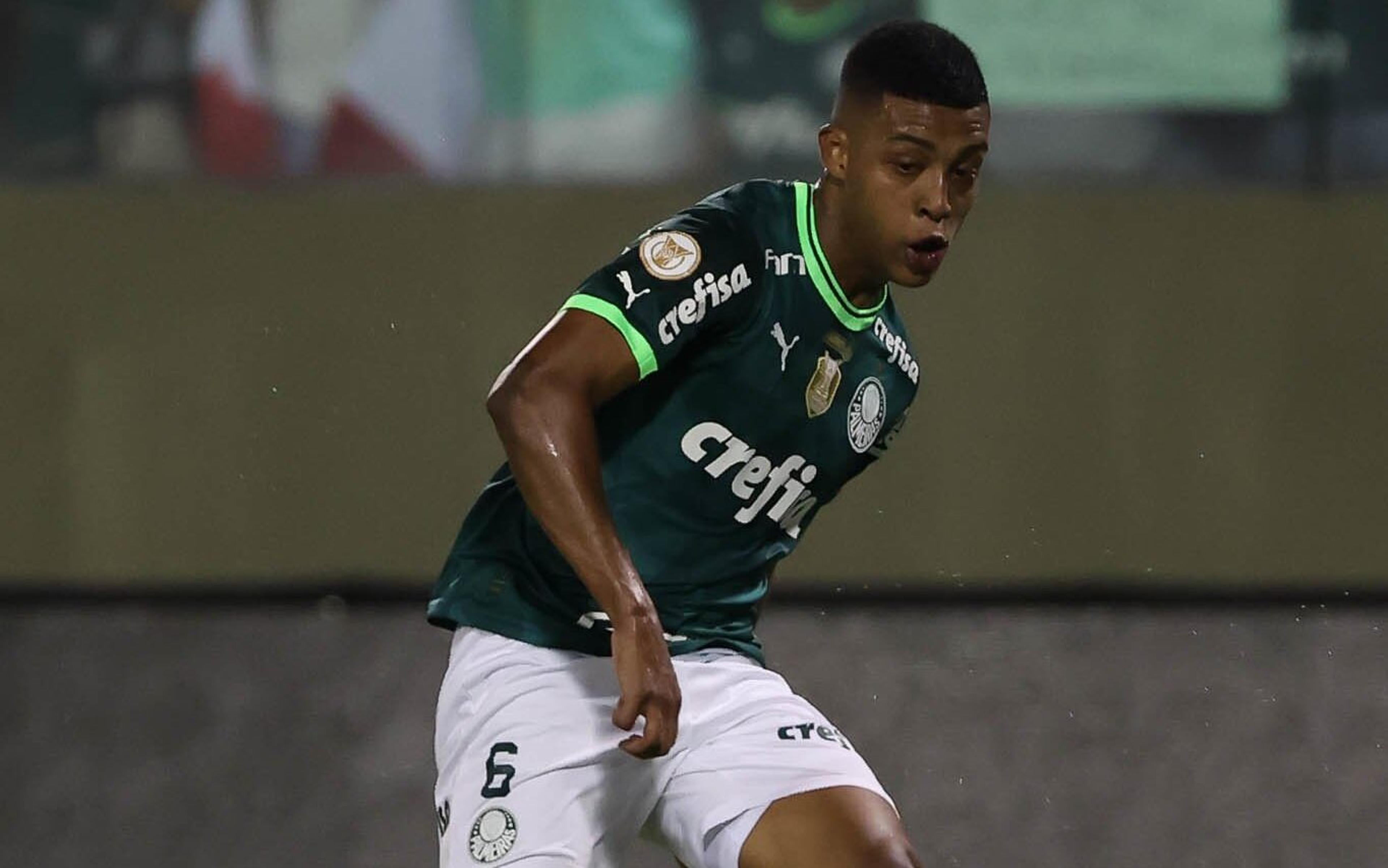 Clube francês prepara oferta de R$ 73 milhões por jovem do Palmeiras