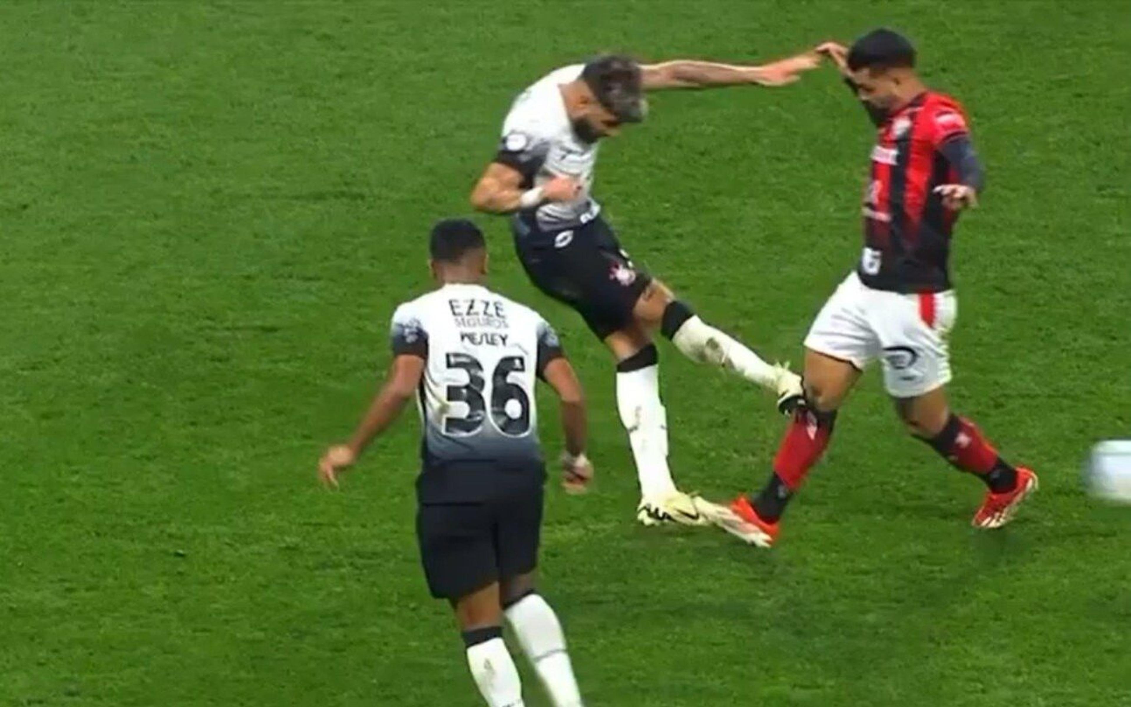 Ouça áudio do VAR sobre possível expulsão de Yuri Alberto em Corinthians x Vitória