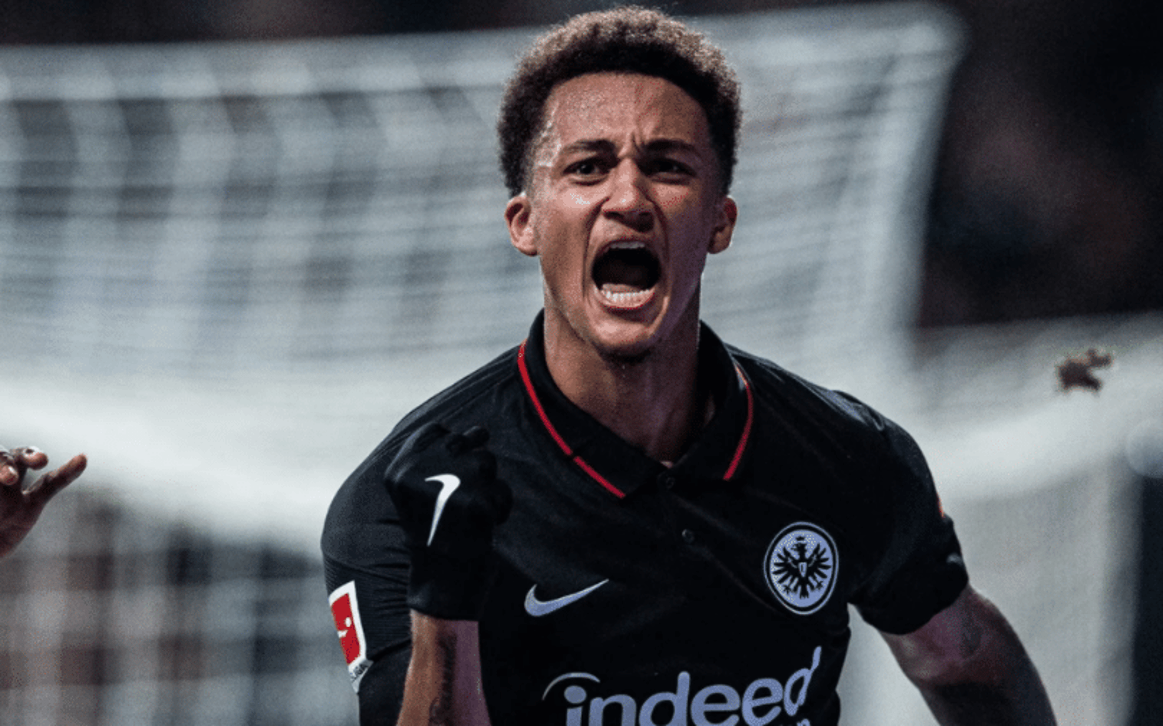 Zagueiro do Eintracht Frankfurt-ALE é o principal nome para reforçar o Botafogo