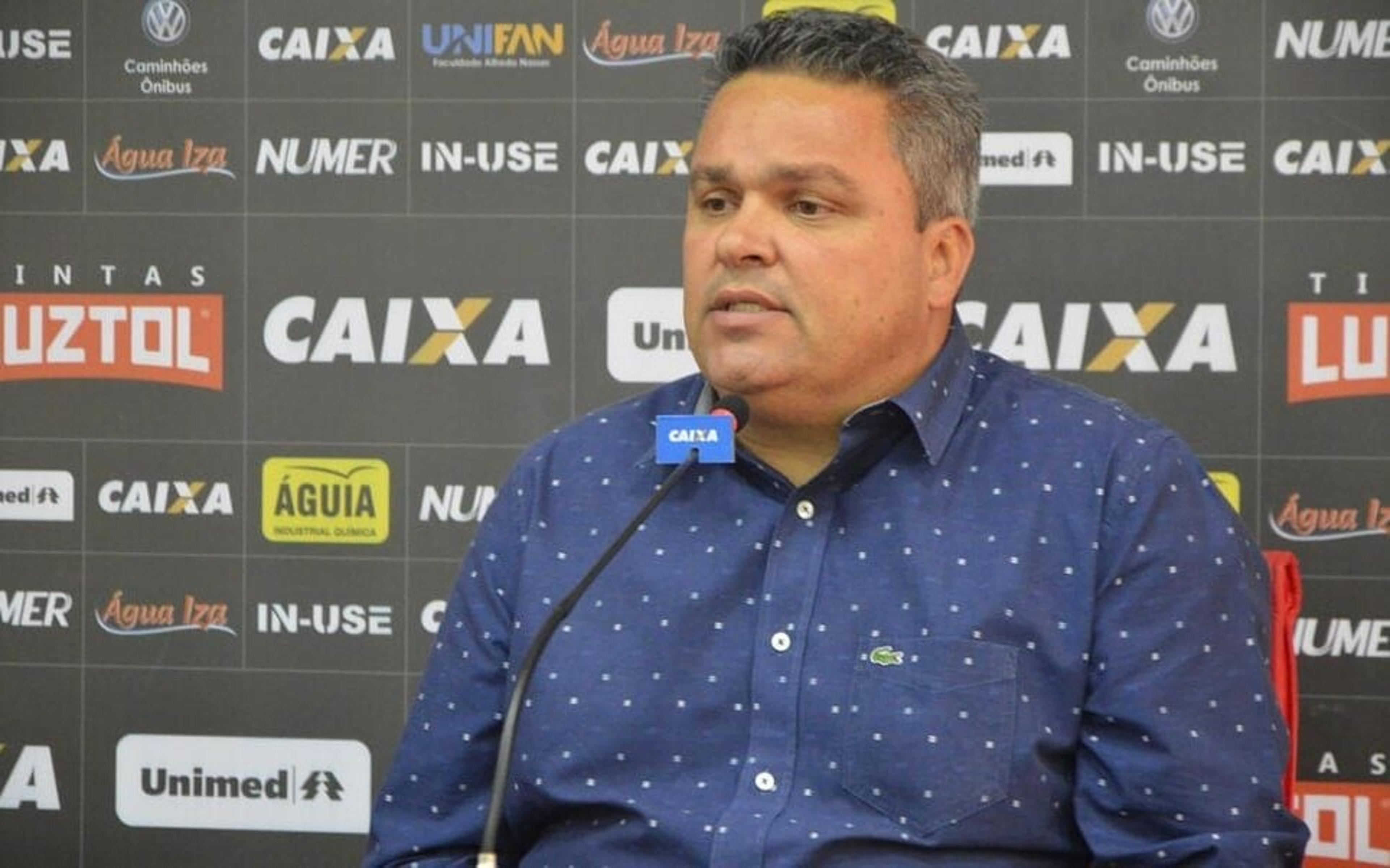 Presidente do Atlético-GO esclarece polêmica de ingressos para a torcida do Vasco