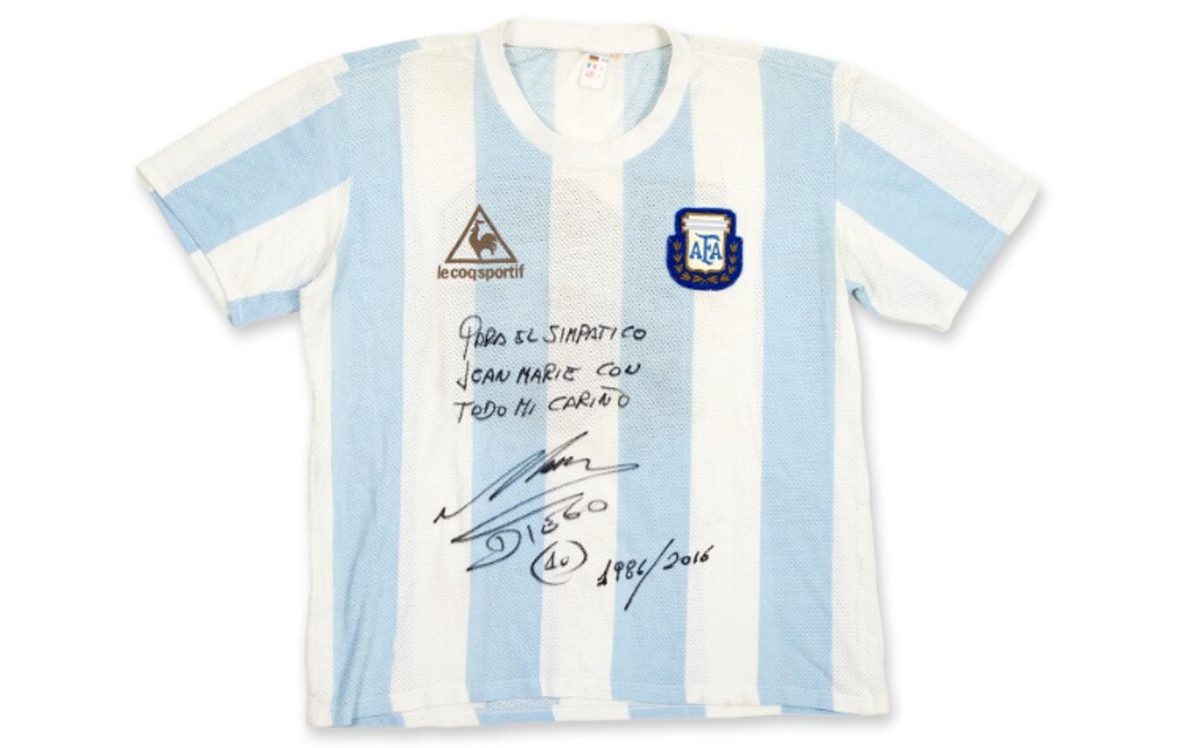 Camisa de Maradona vai a leilão por R$ 3,9 milhões; saiba por que ela vale tanto