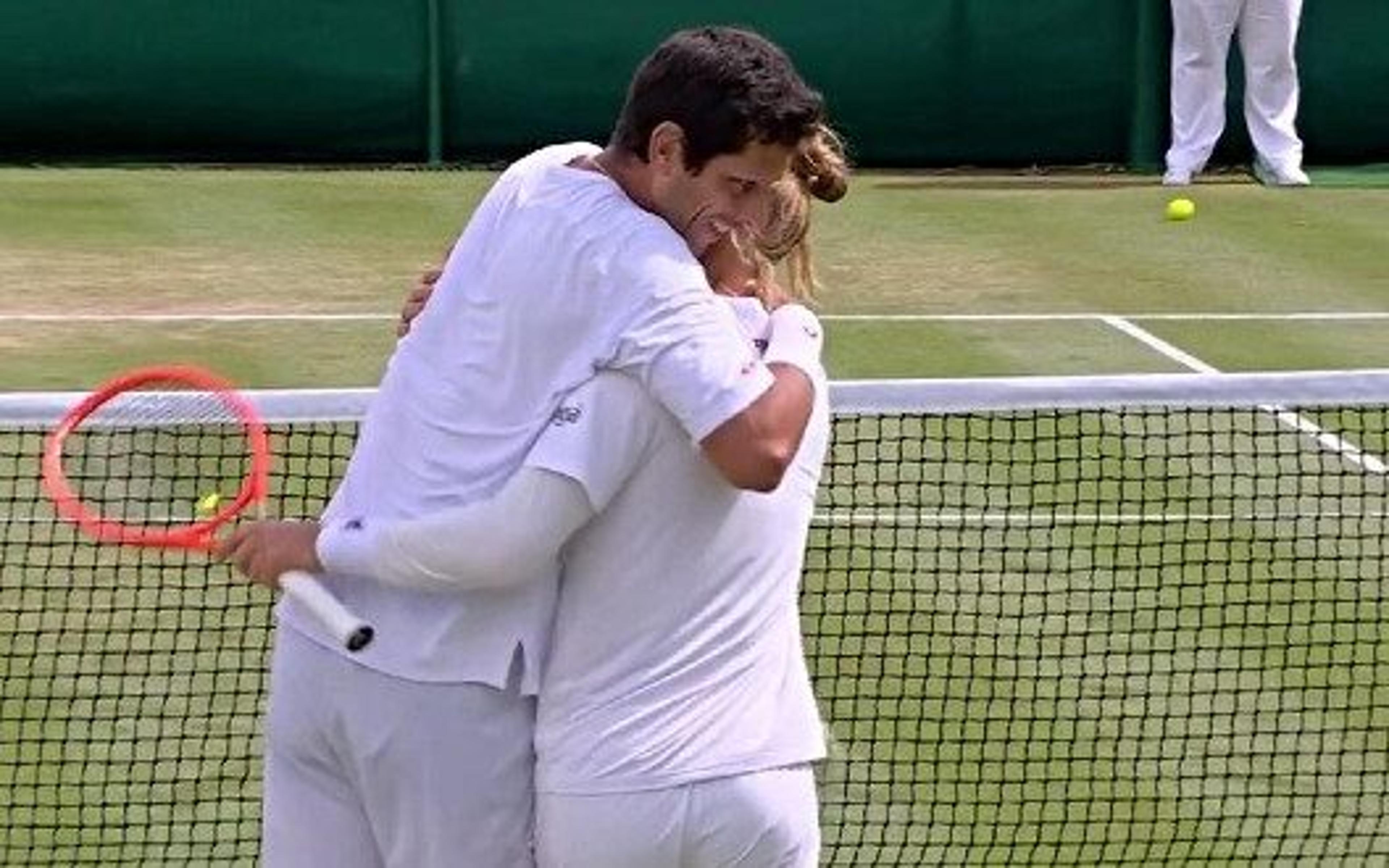 Rafael Matos e Marcelo Melo viram batalha e vão às oitavas em Wimbledon