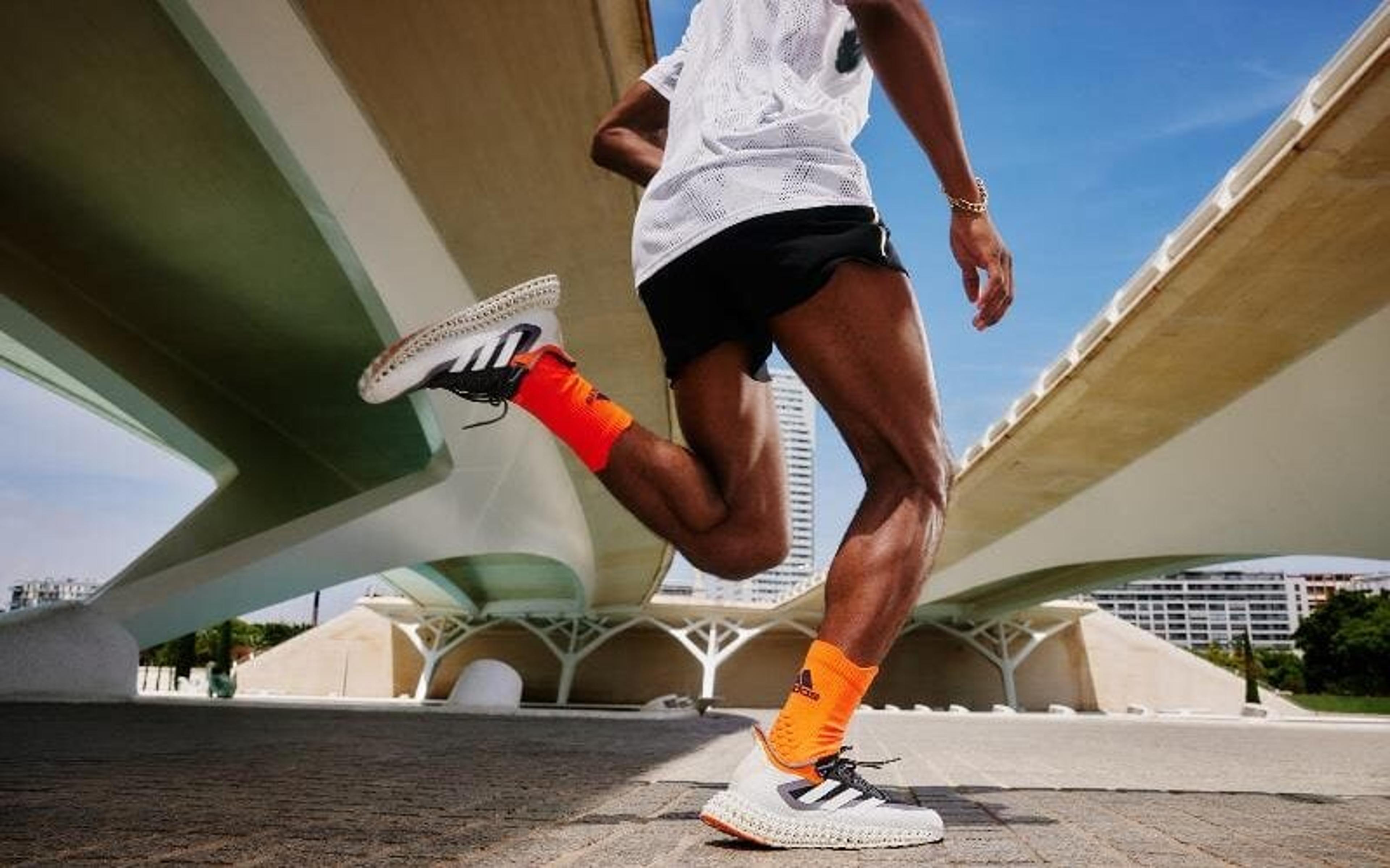 Gostar de correr com tênis adidas? Veja modelos para comprar em 2025