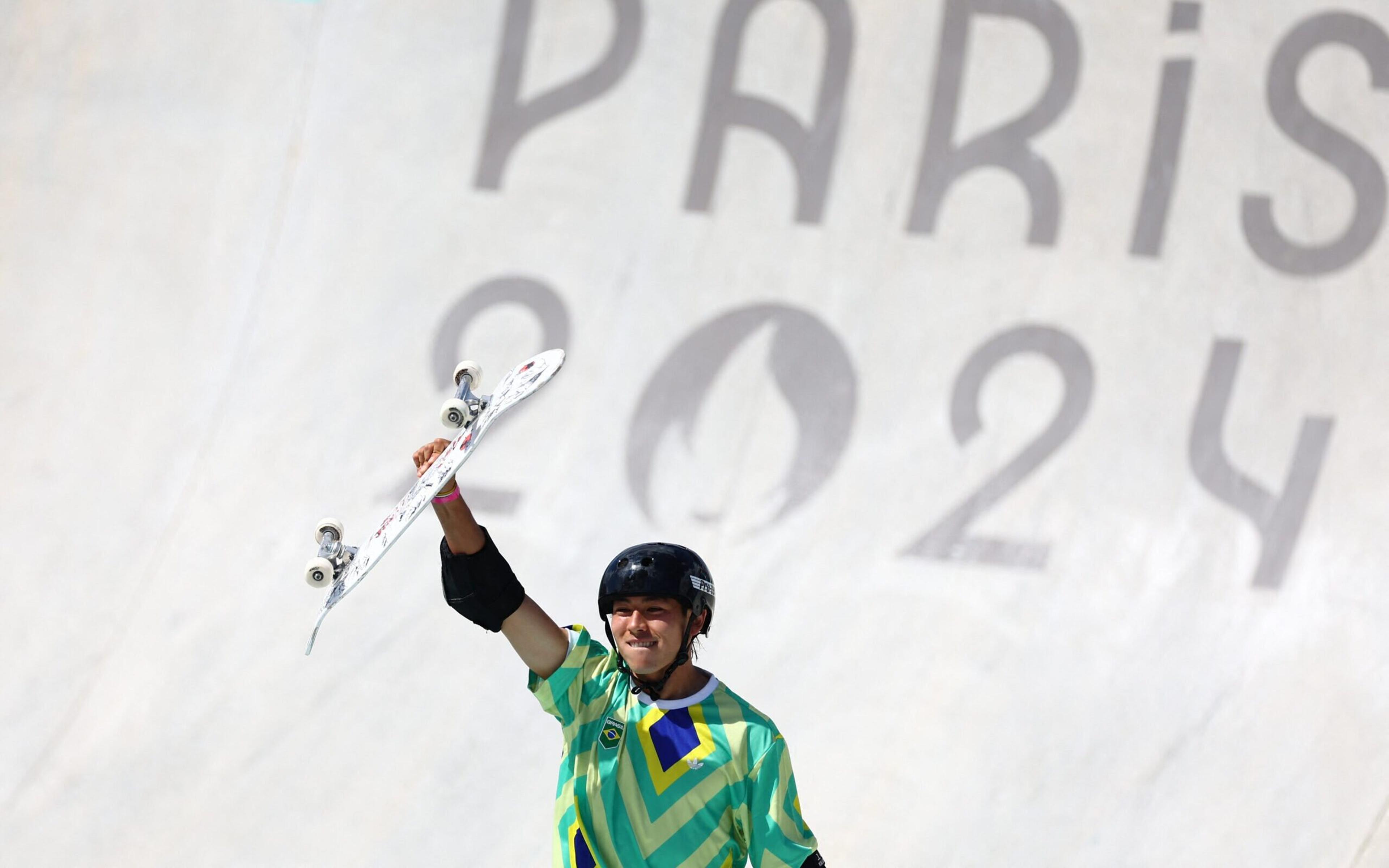 Quem é Augusto Akio? Conheça brasileiro medalha de bronze no skate park nas Olimpíadas