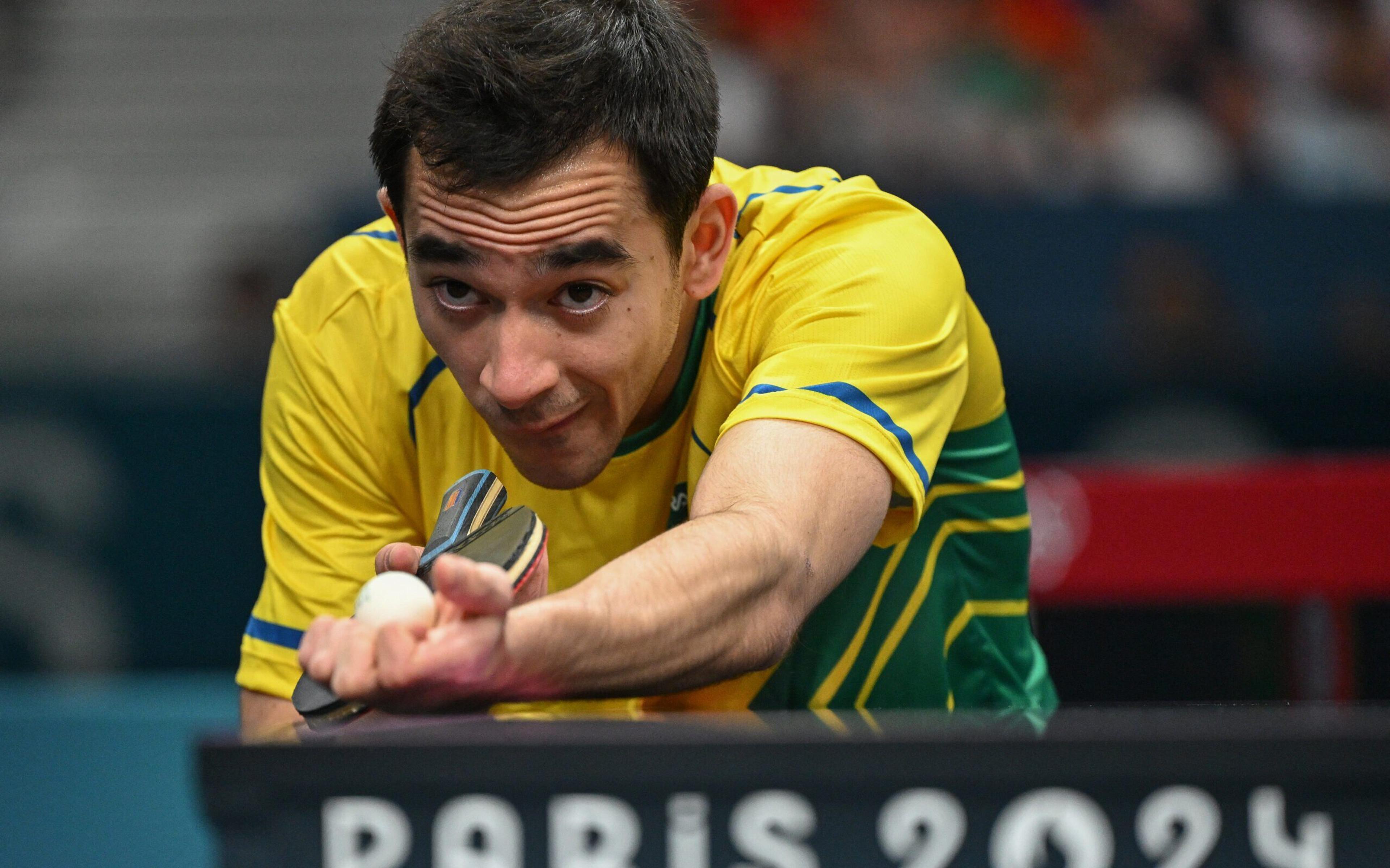 Hugo Calderano perde revanche e Brasil cai para França no tênis de mesa por equipes