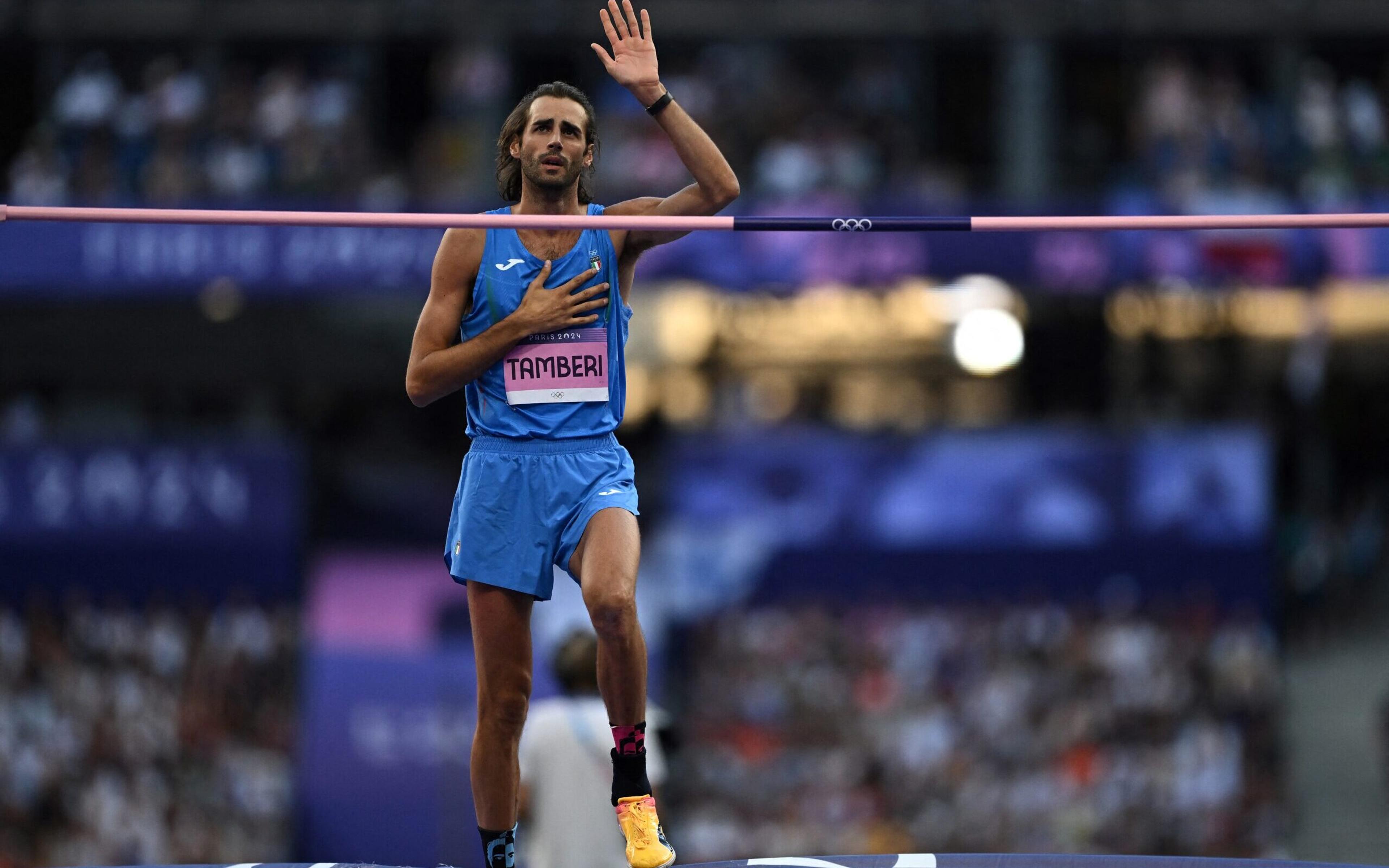 Campeão olímpico disputou final do salto em altura horas após crise renal