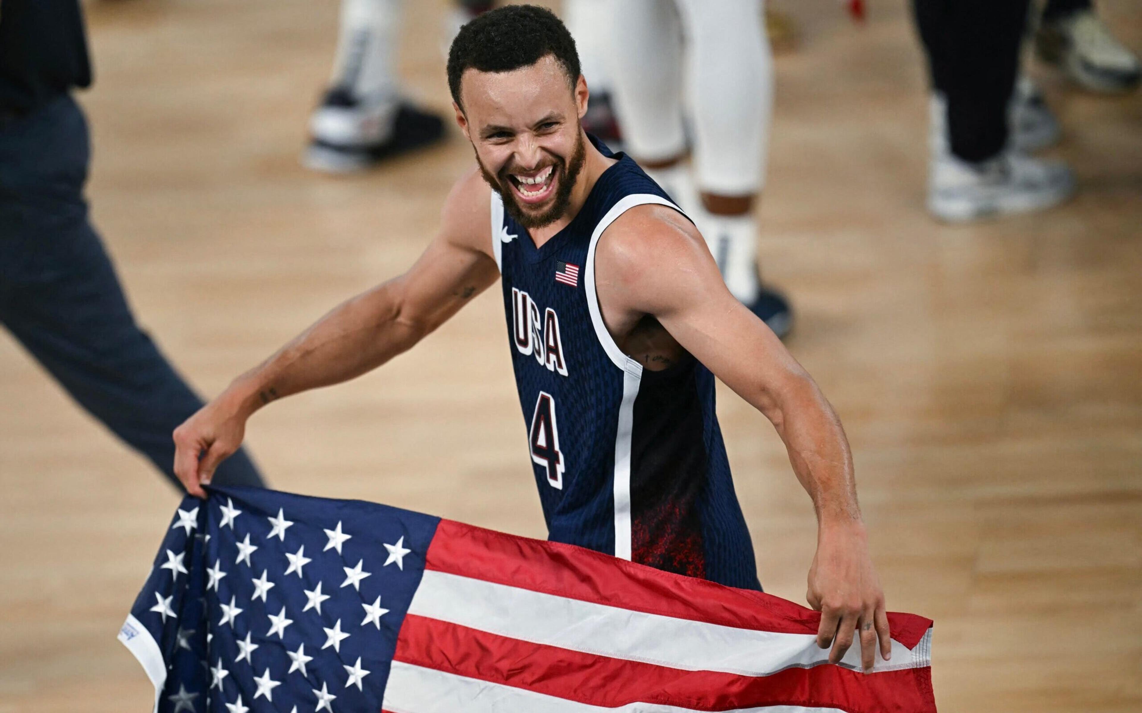 Web se derrete por atuação de Stephen Curry em EUA x França: ‘Colocou as Olimpíadas no bolso’