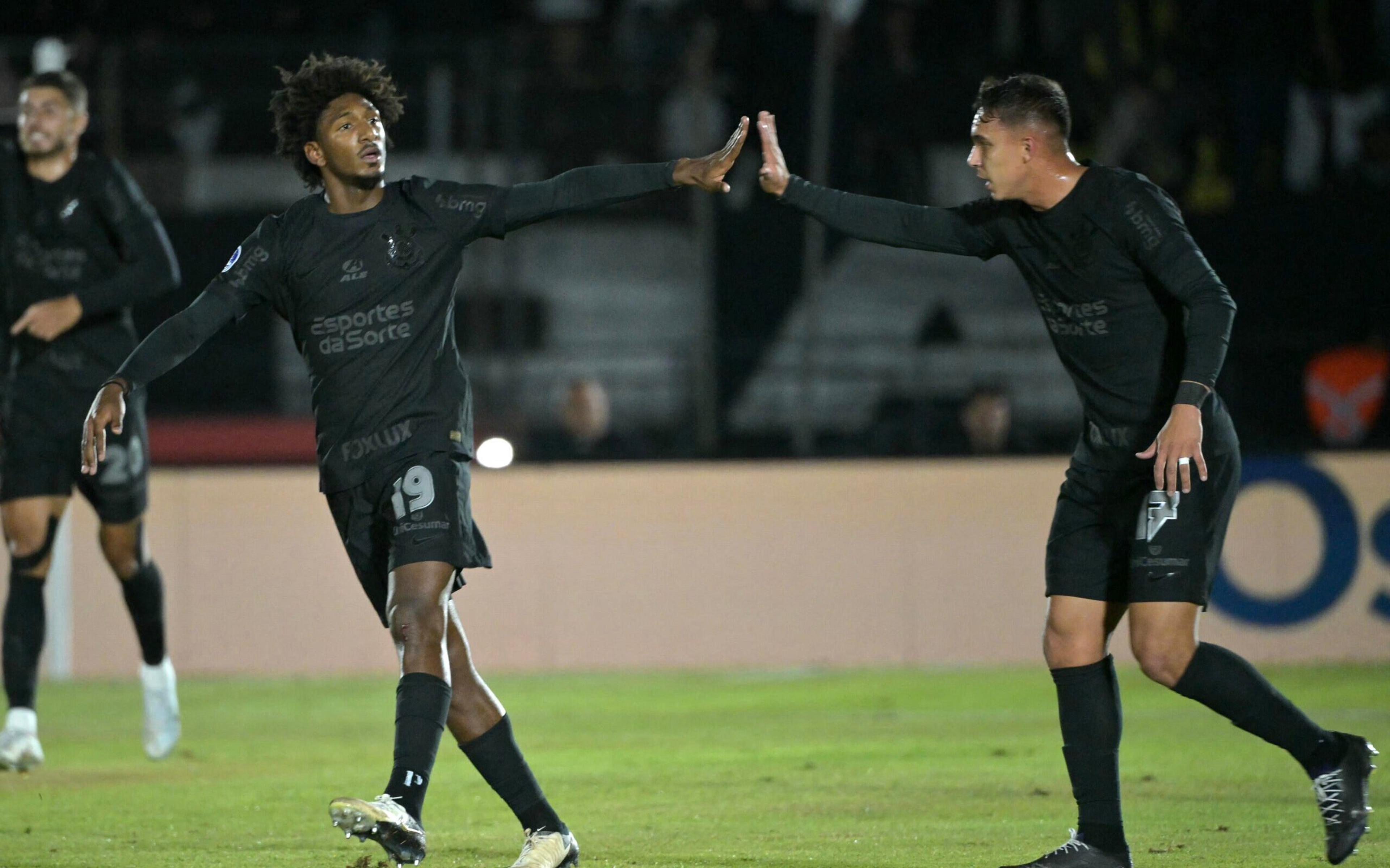 Torcedores do Corinthians vão à loucura com atuação de titular: ‘Vai virar ídolo’