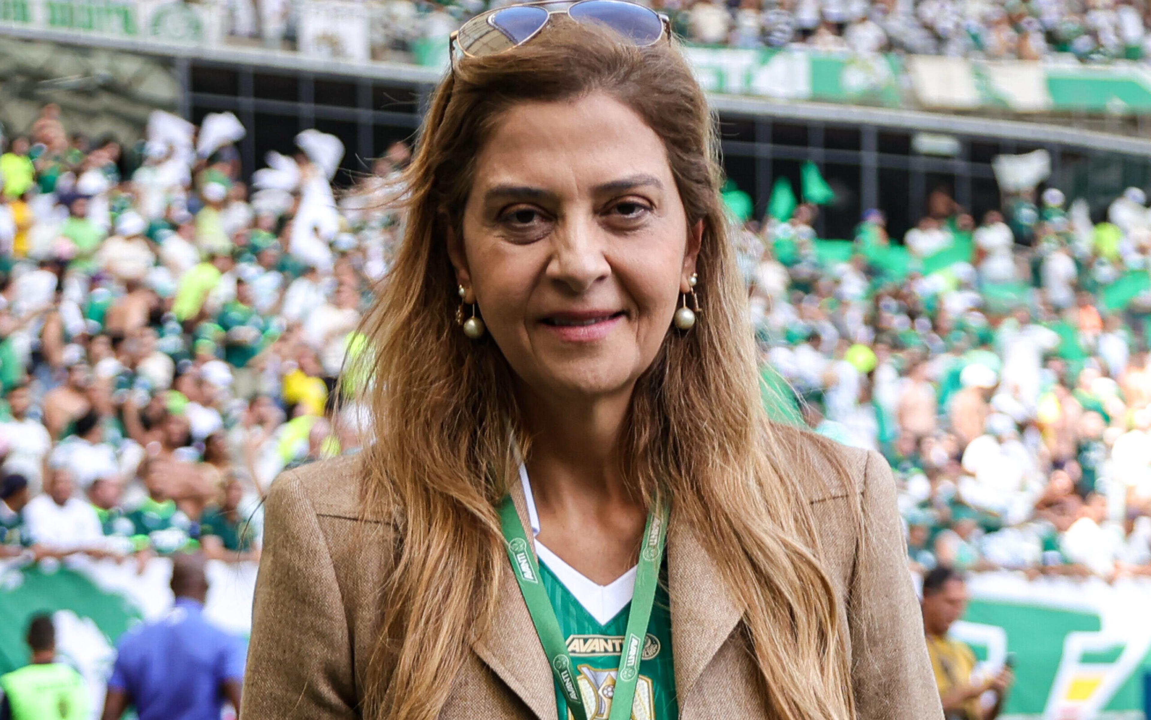 Presidente do Palmeiras, Leila Pereira vive cena ‘constrangedora’ no Maracanã