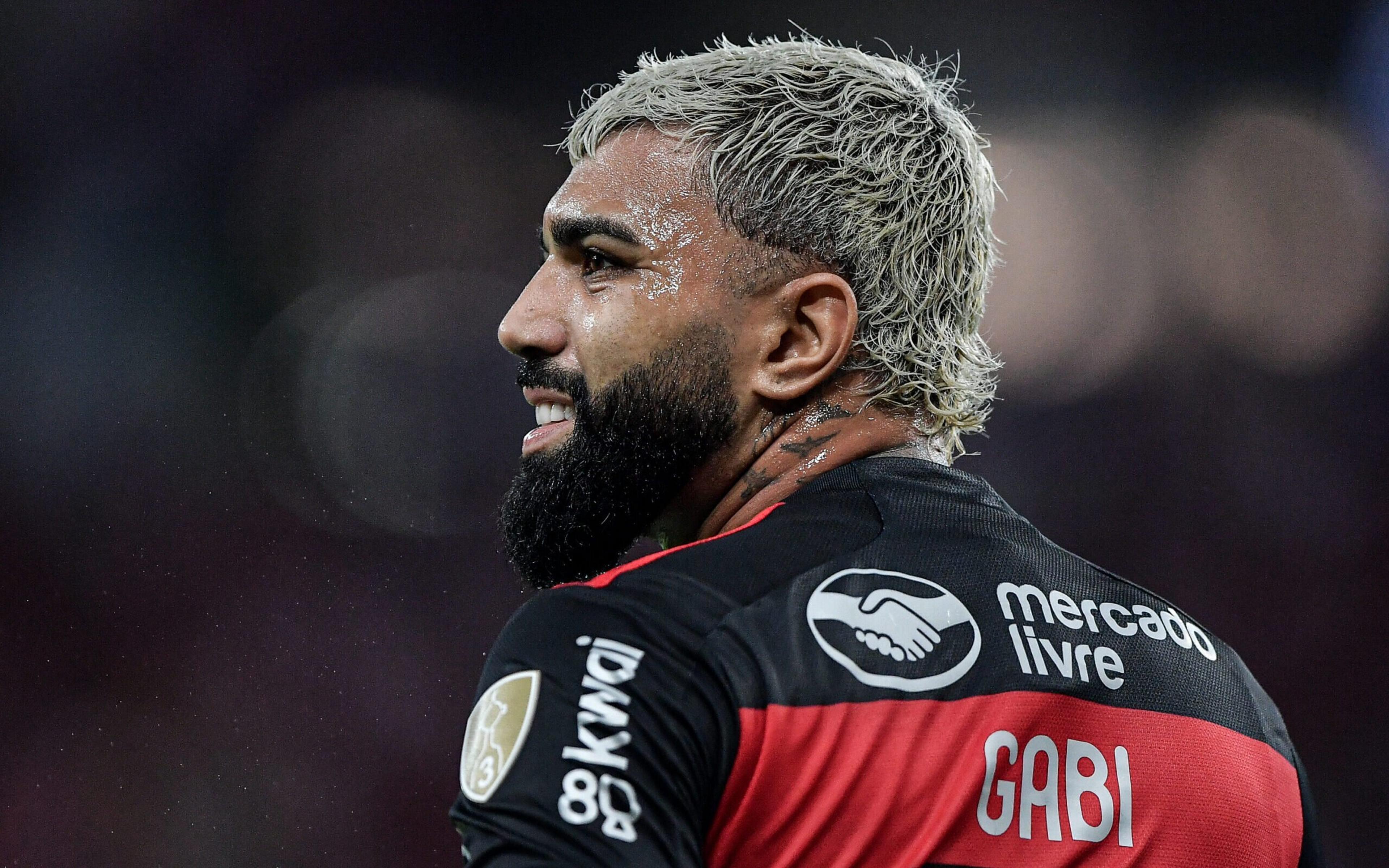 Mauro Cezar revela postura da diretoria do Flamengo após nova polêmica de Gabigol