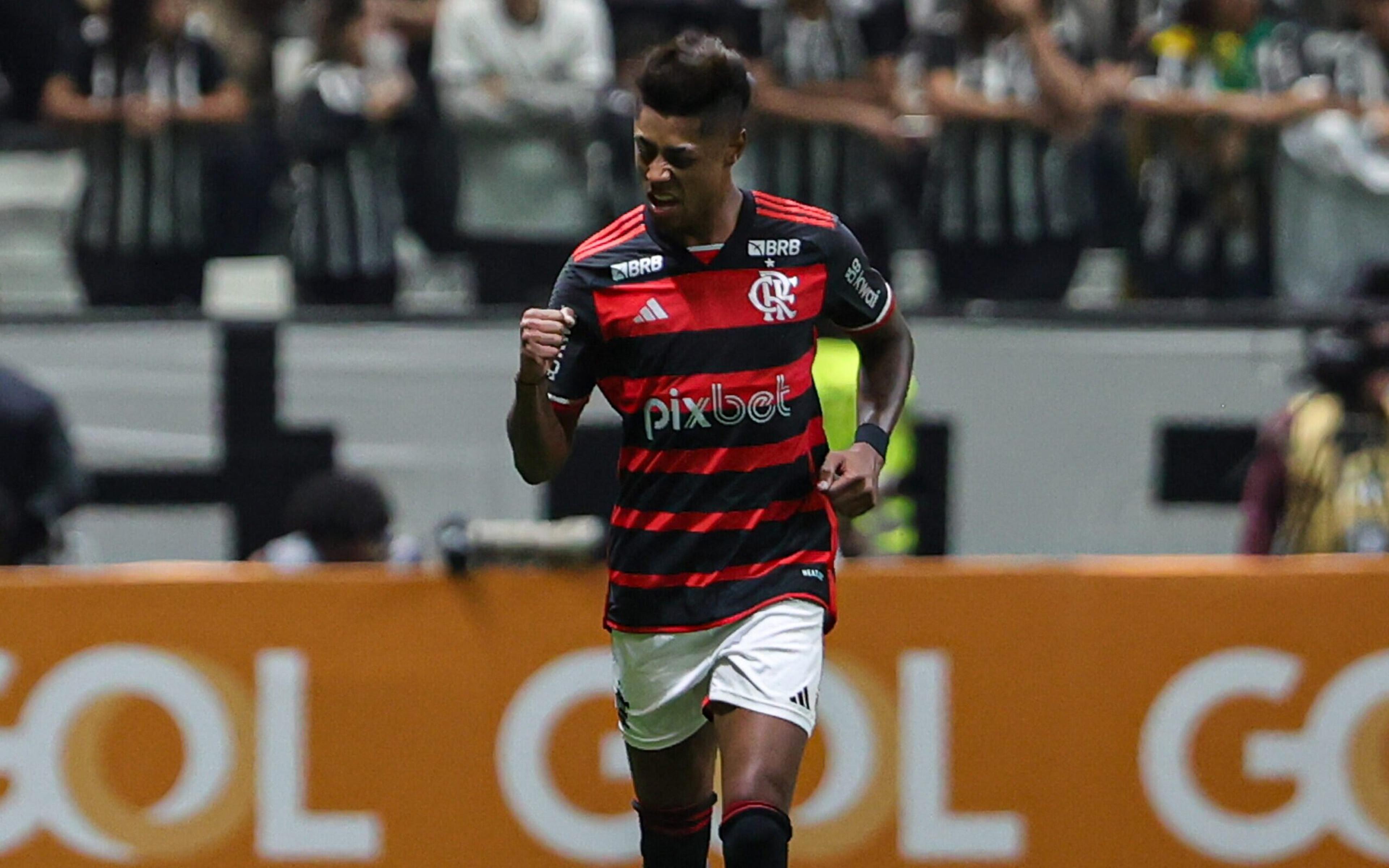 Torcedores do Flamengo se empolgam com gol de Bruno Henrique: ‘Pai do Botafogo’