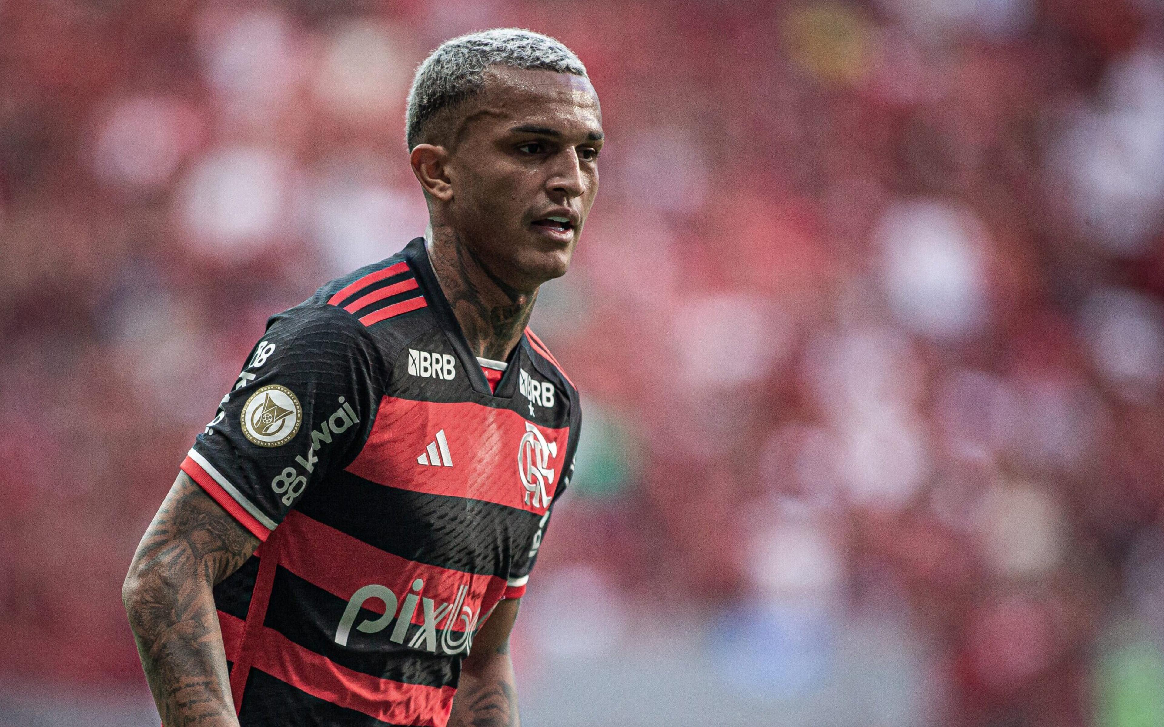 Internautas detonam atuação de Wesley no clássico entre Botafogo e Flamengo: ‘Graças a Deus vai embora’