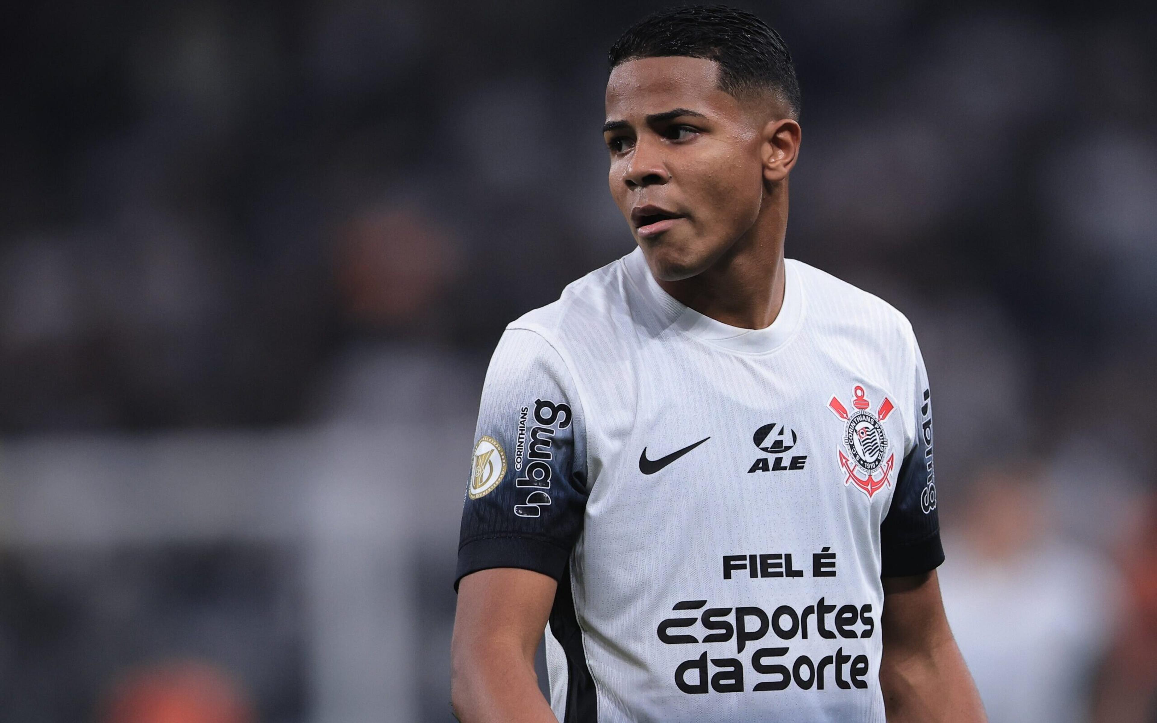 Corinthians aguarda proposta, e Wesley pode ser companheiro de Cristiano Ronaldo no Al-Nassr