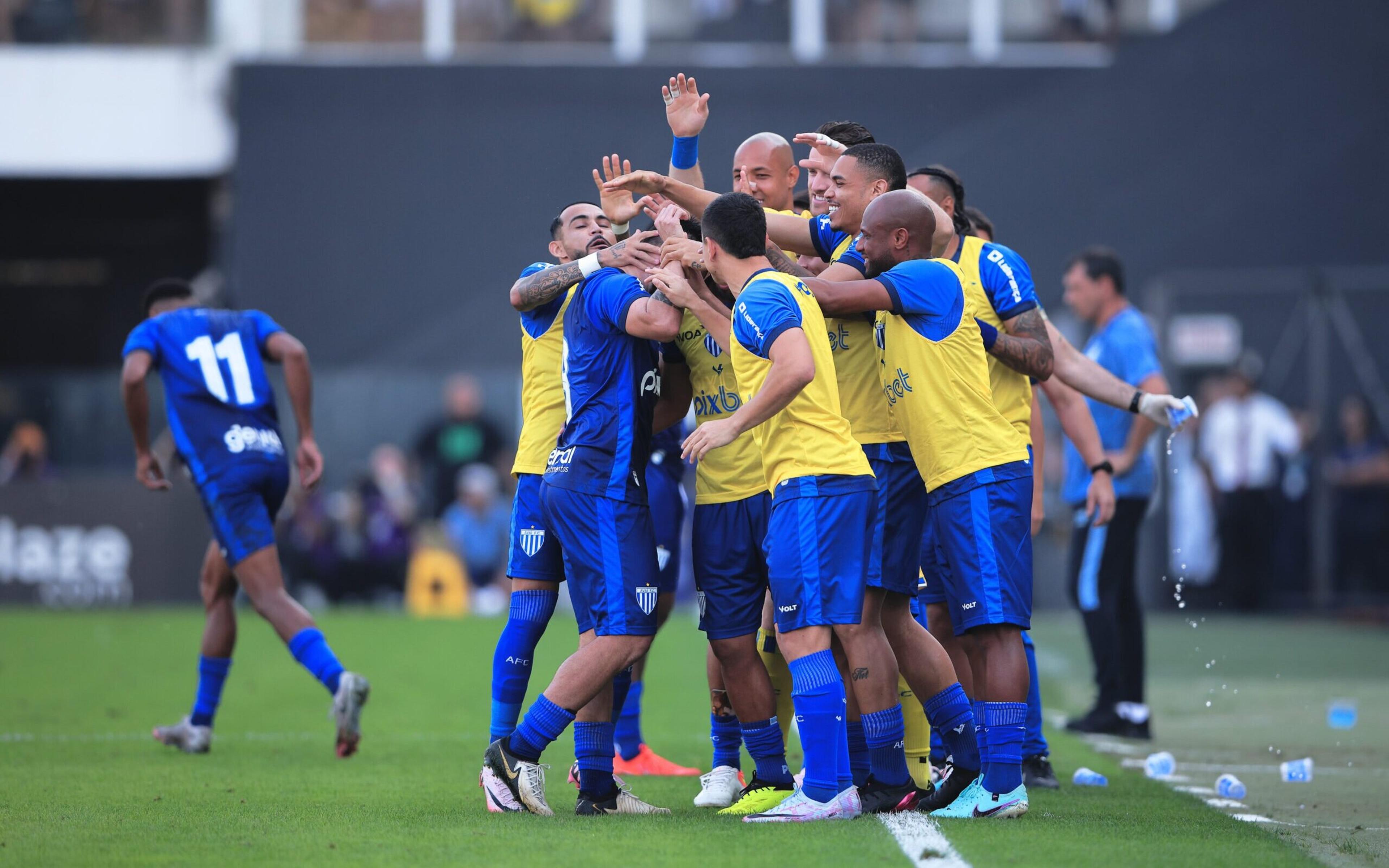 Avaí vence o Santos e quebra sequência invicta na Série B