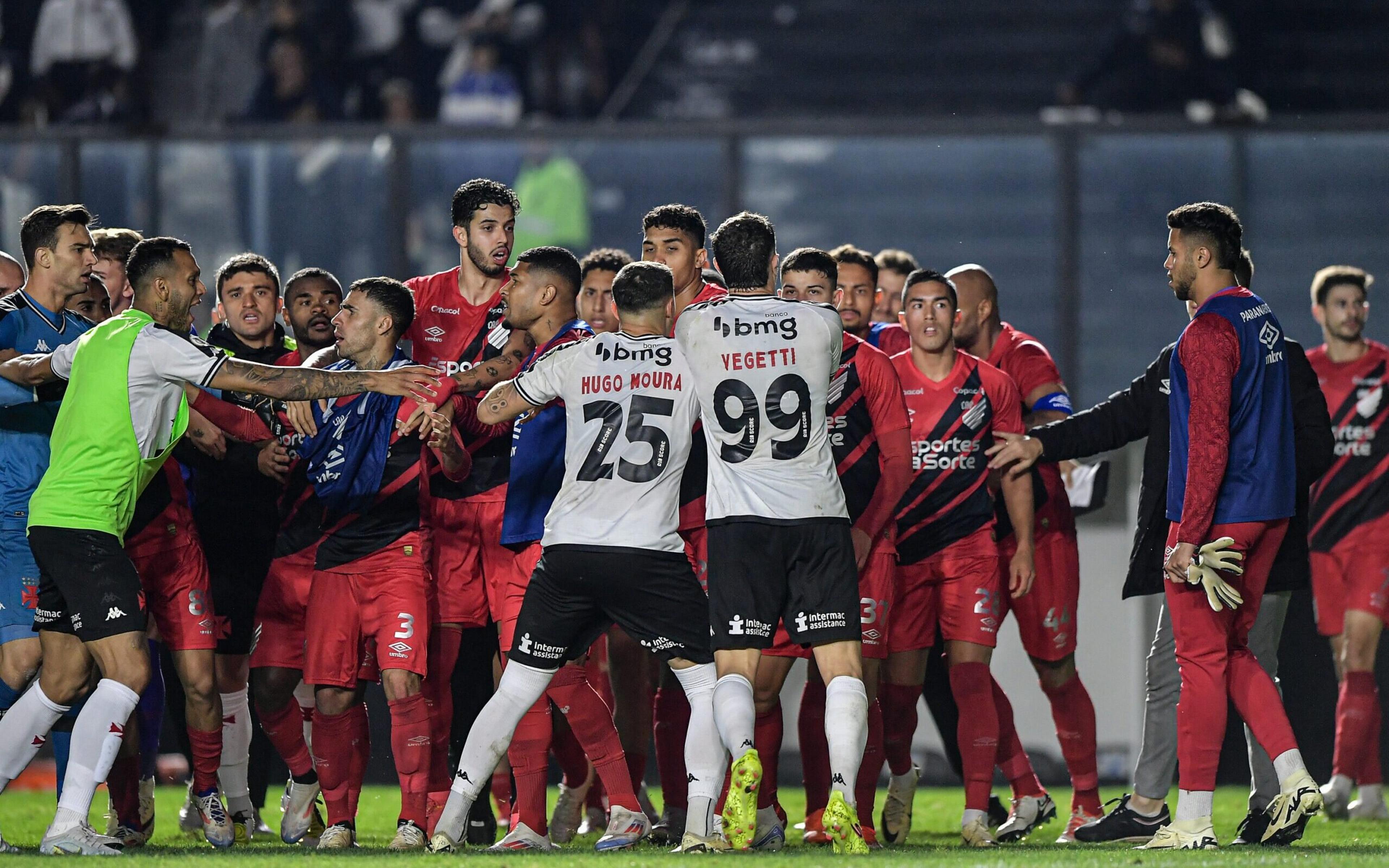 Ex-Vasco critica postura de segurança do clube em confusão: ‘Imagem fica manchada’