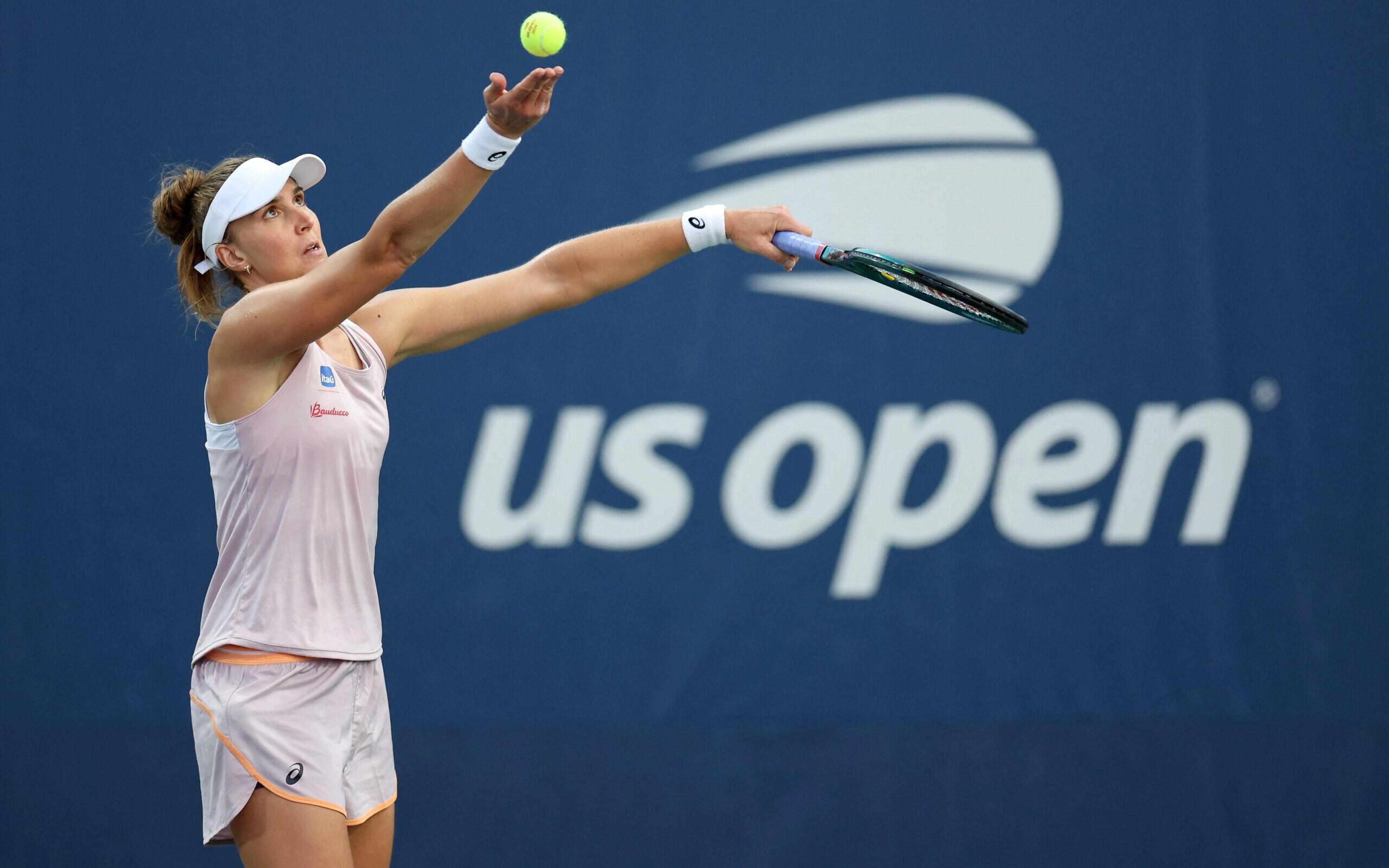 Bia Haddad tem set avassalador, vira e avança no US Open