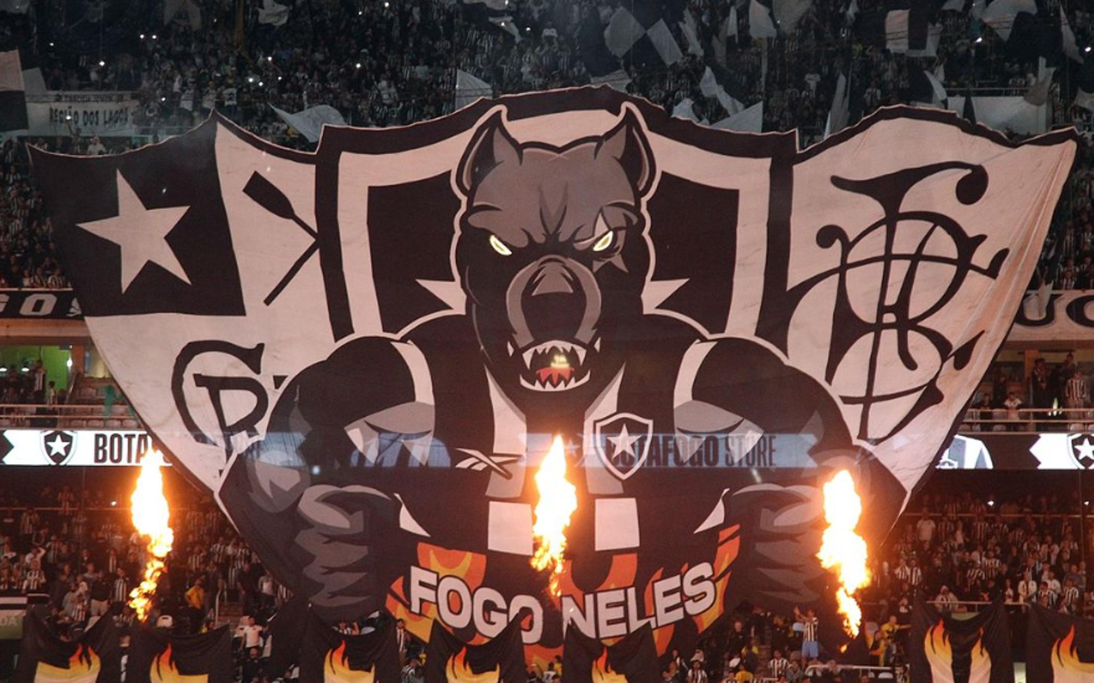 Torcida do Botafogo prepara mosaico inédito para partida contra o Palmeiras