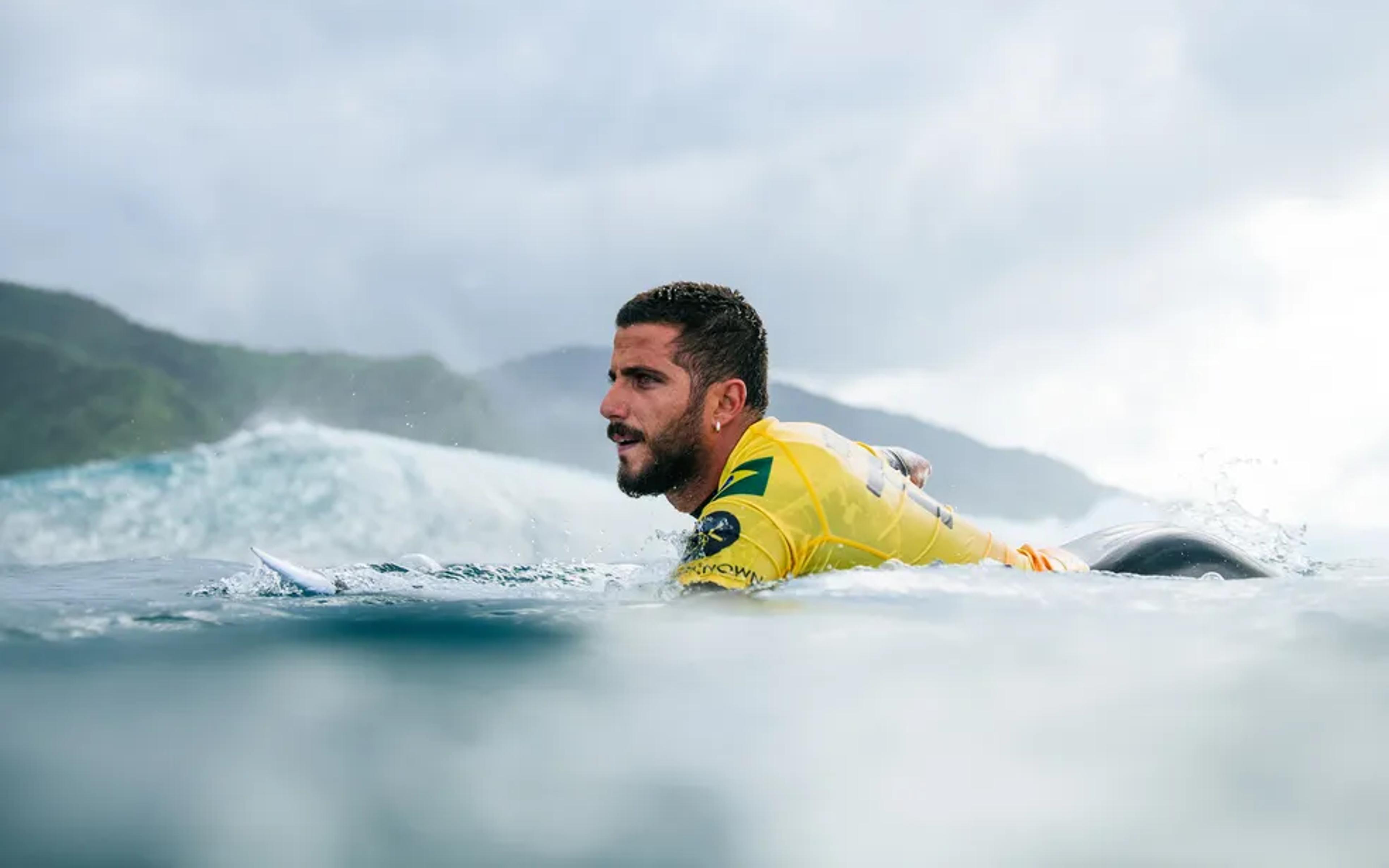 Kelly Slater comenta derrota de Filipe Toledo nas Olimpíadas: ‘Grande choque’