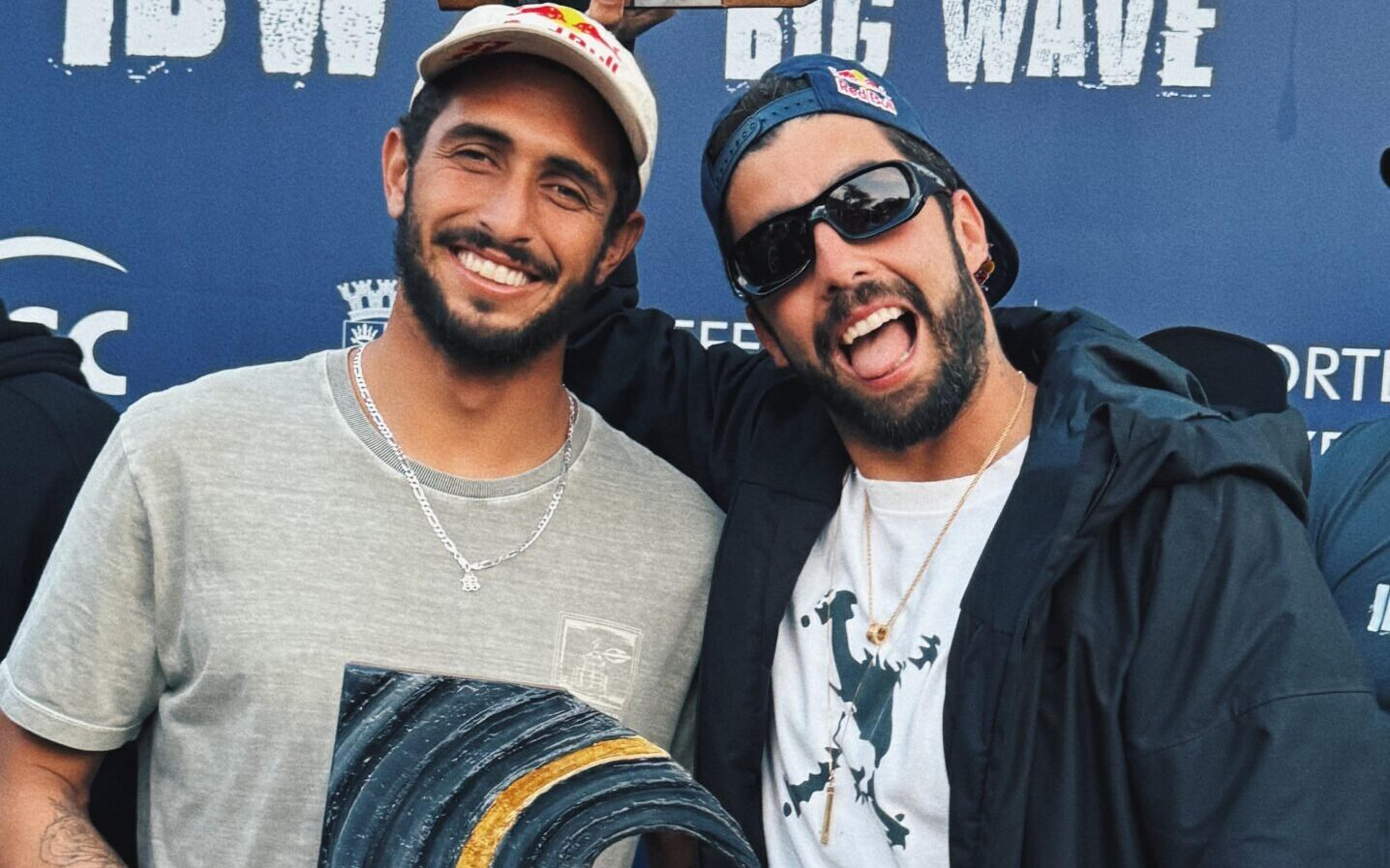 Lucas Chumbo e Pedro Scooby vencem a sexta edição do Itacoatiara BigWave