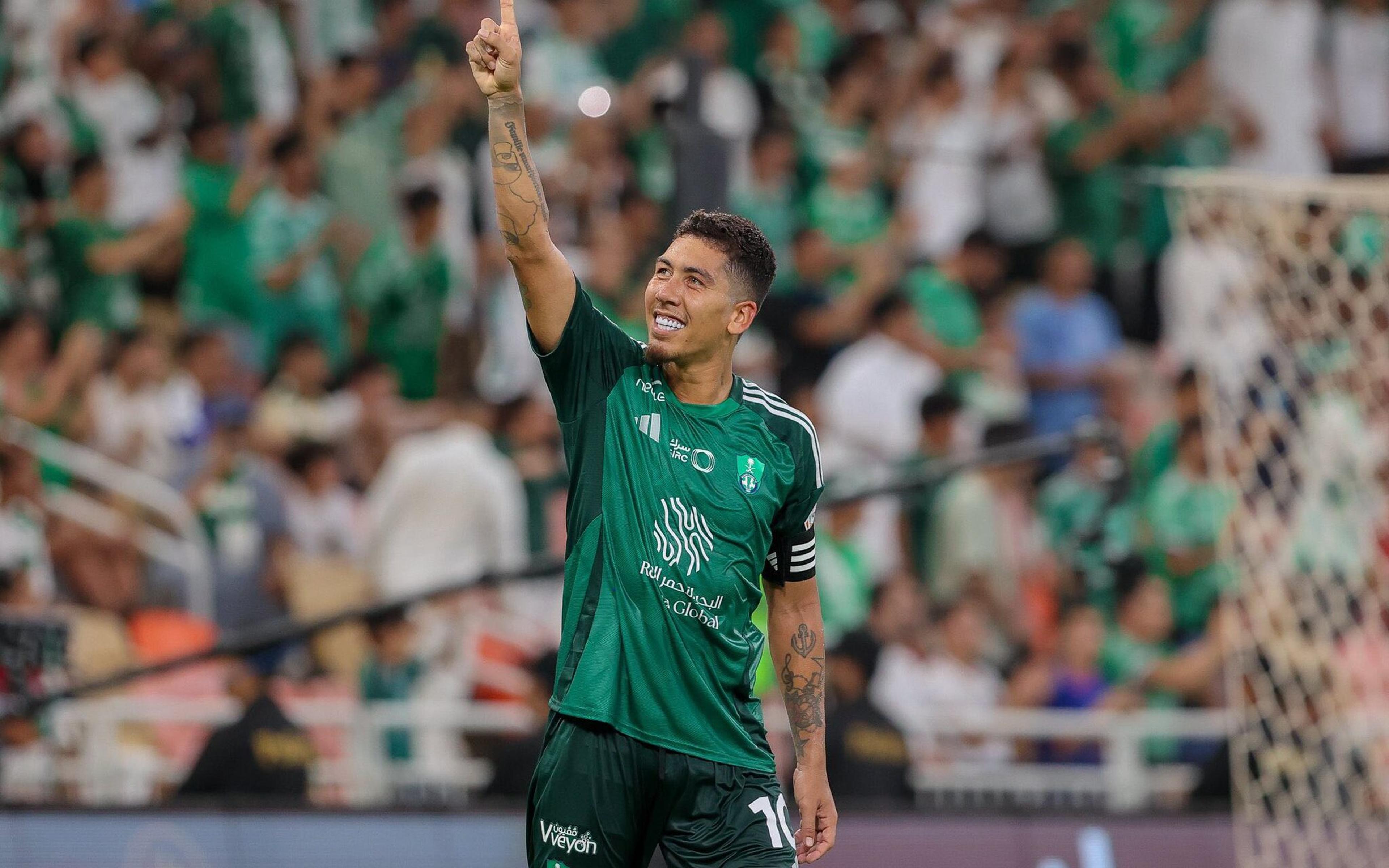 Firmino faz gol de peito, e Al-Ahli vence em estreia no Campeonato Saudita