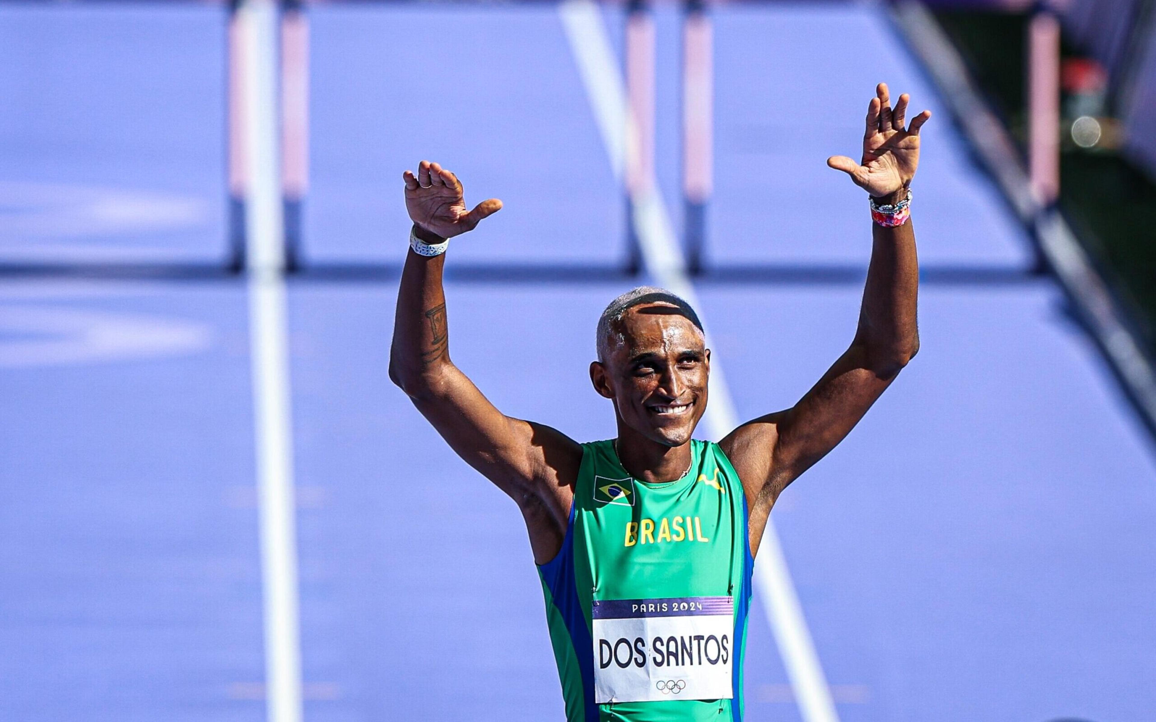 Alison dos Santos e Matheus Lima voam em pista e garantem semifinal do atletismo nas Olimpíadas