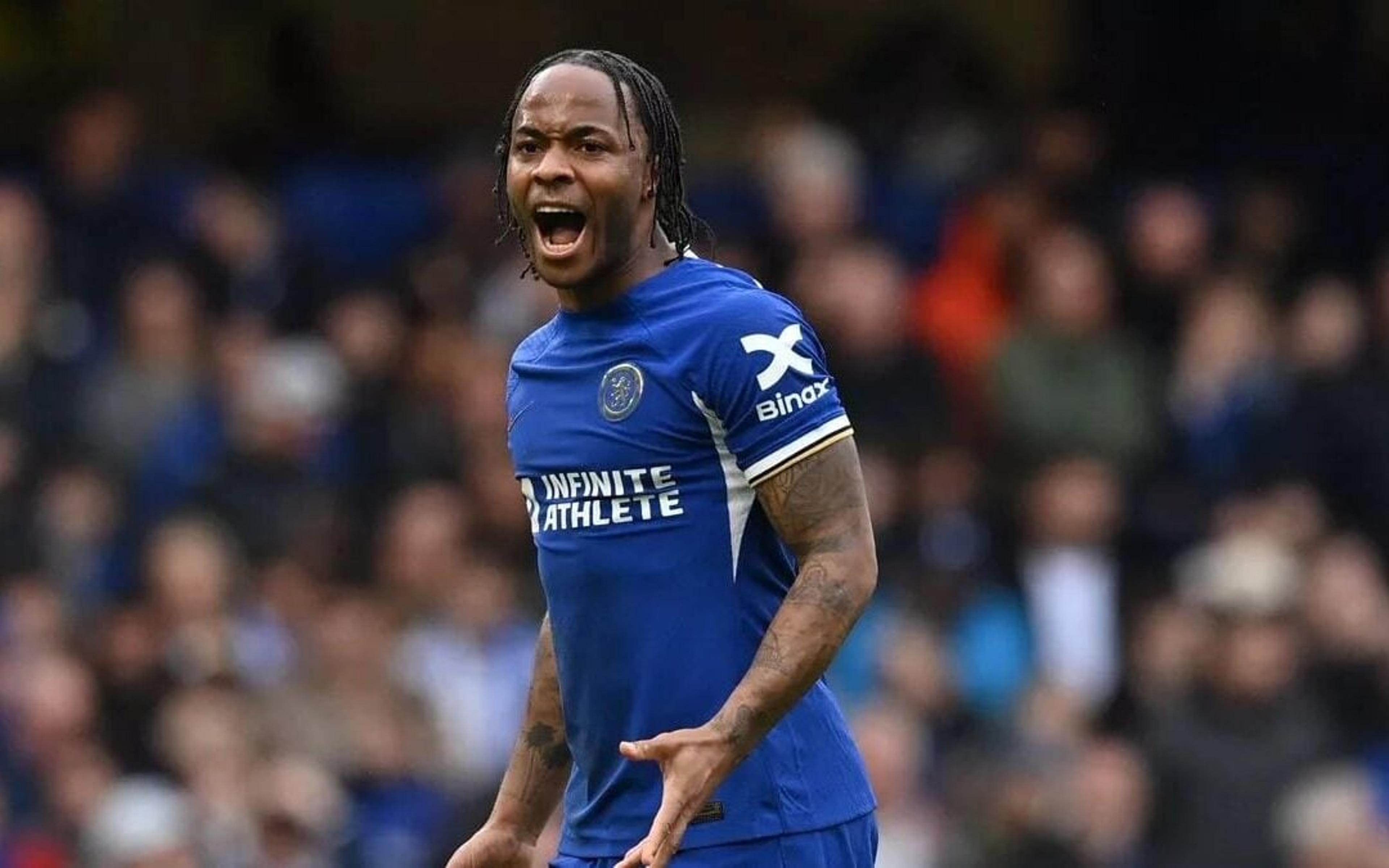 Arsenal perto de acertar empréstimo de Raheem Sterling junto ao Chelsea