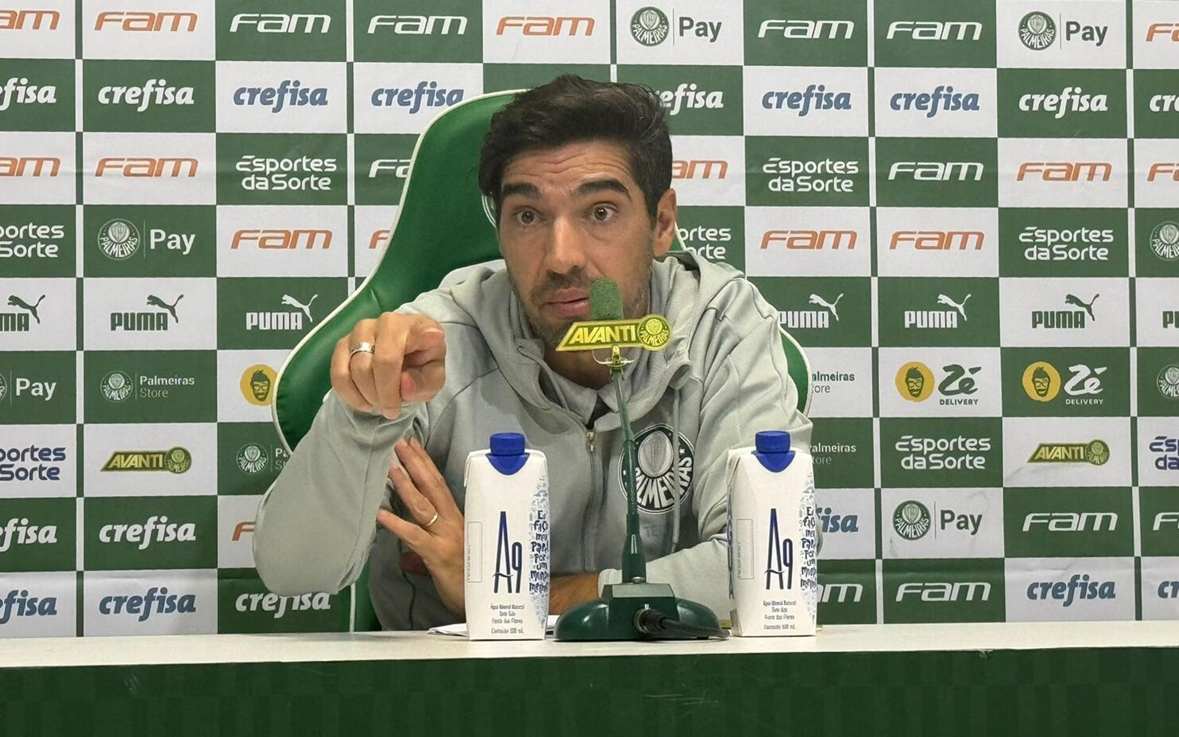 Abel Ferreira revela novas lesões no Palmeiras e explica queda na Libertadores