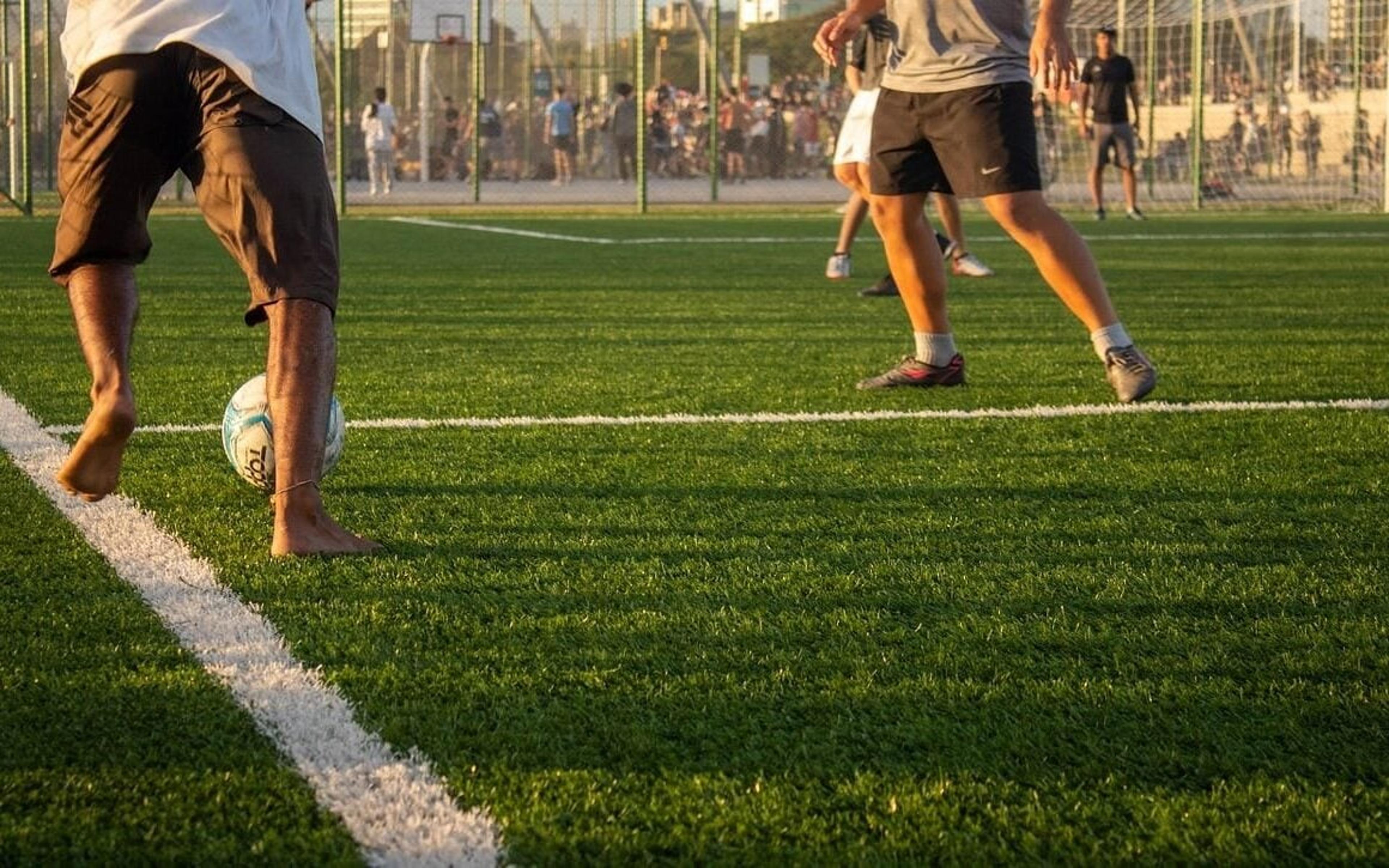 Treino de futebol: 8 dicas de exercício para melhorar seu físico na pelada