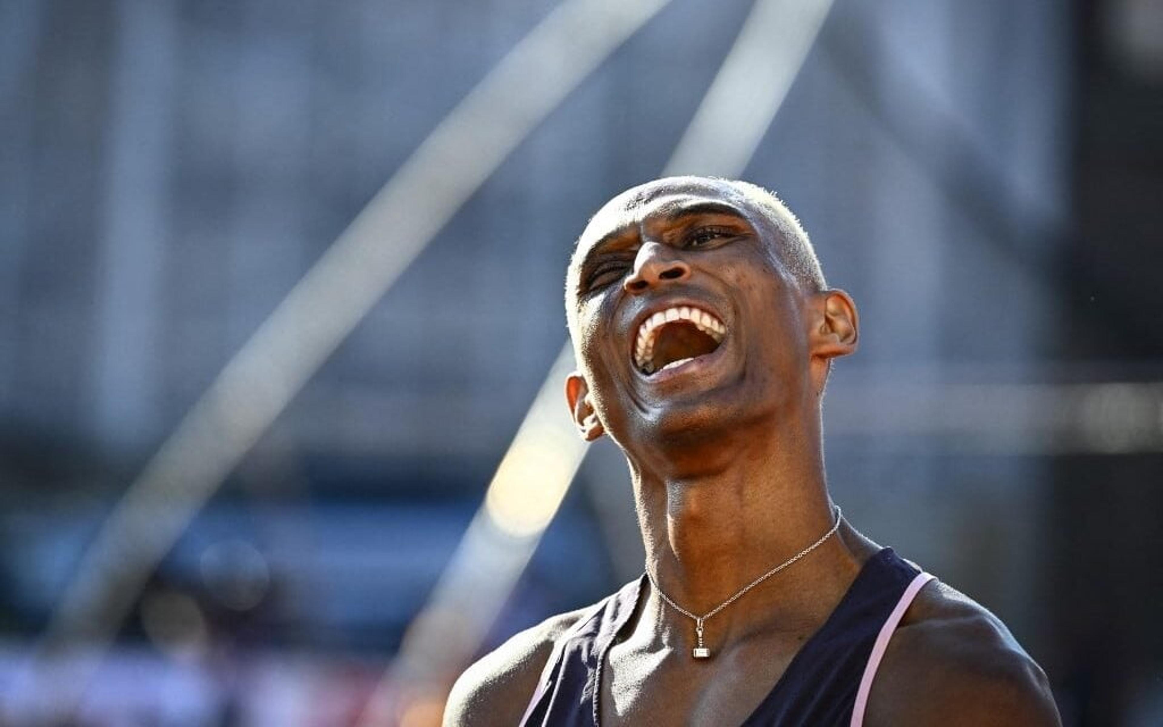 Alison dos Santos, ‘o Piu’, é campeão dos 400m com barreias na Diamond League de 2024