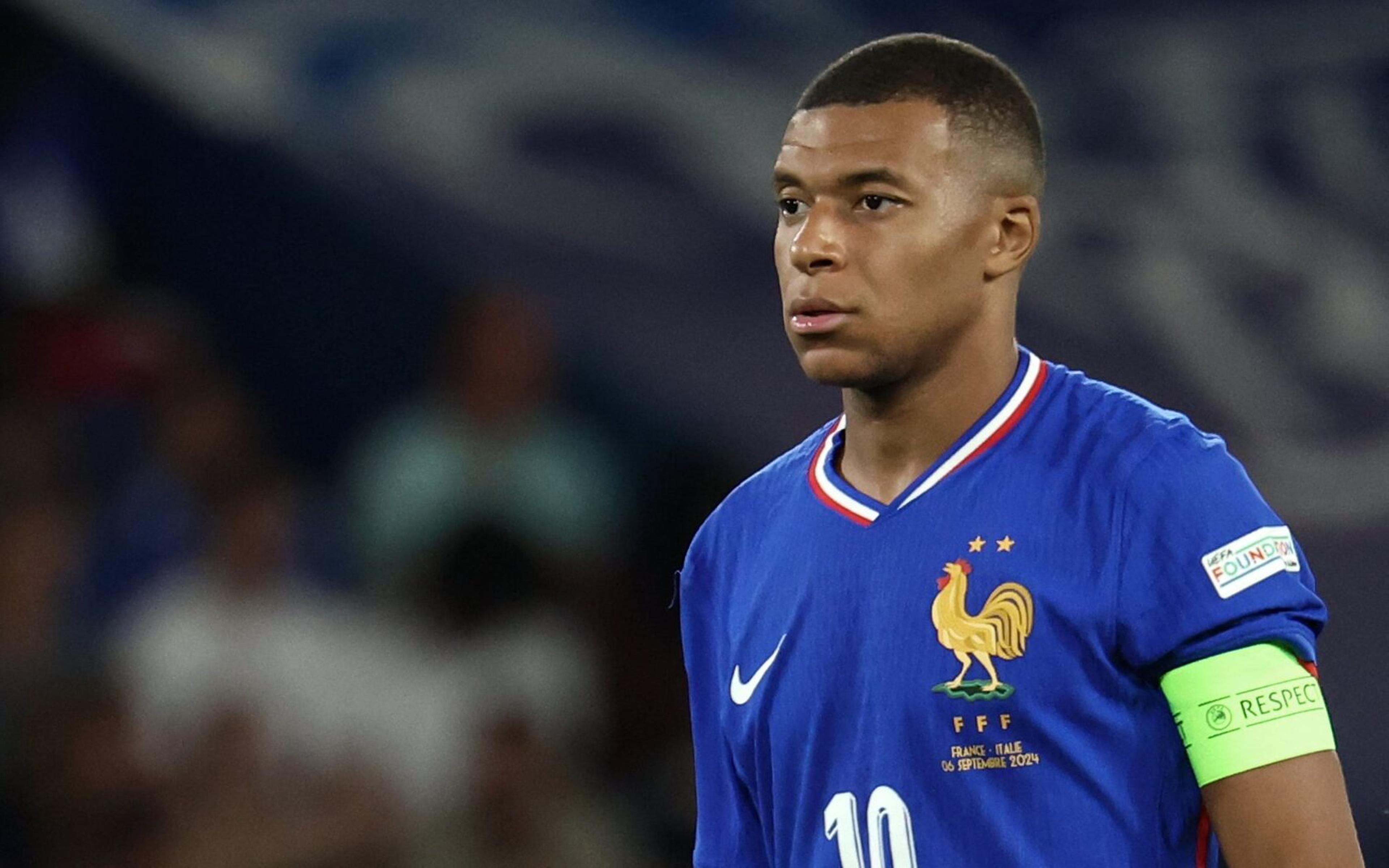 PSG é condenado a pagar quantia astronômica a Kylian Mbappé; entenda