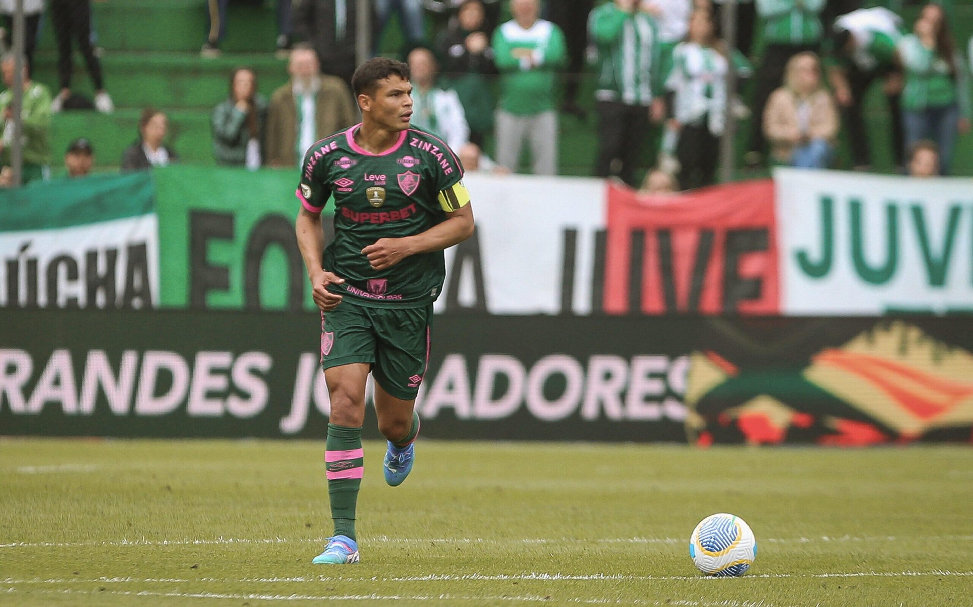 Thiago Silva analisa derrota do Fluminense e cobra o time: ‘Sem sacrifício, fica difícil’