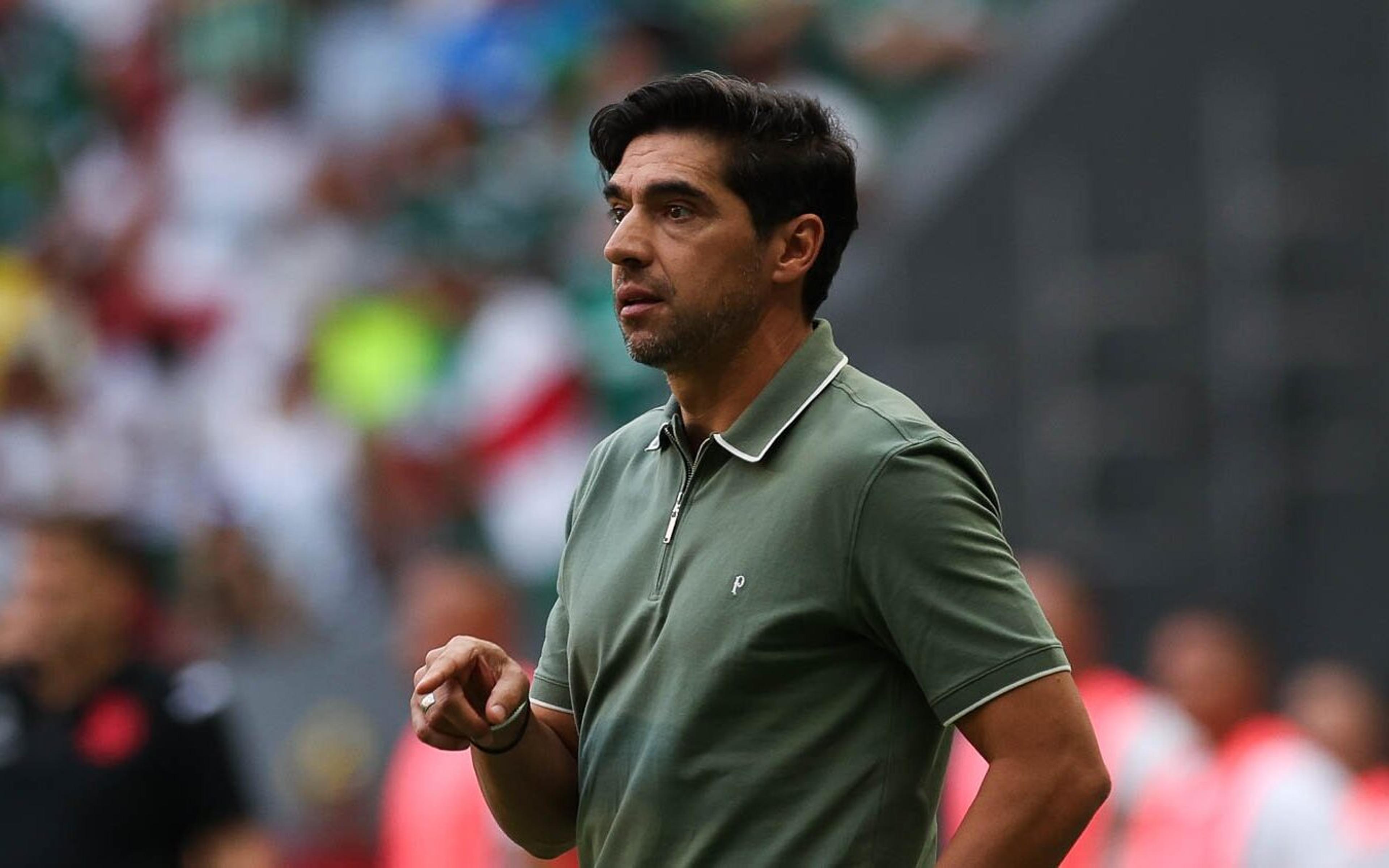 Técnico do Palmeiras, Abel Ferreira, elogia arbitragem em jogo polêmico: ‘Seguiu a regra’