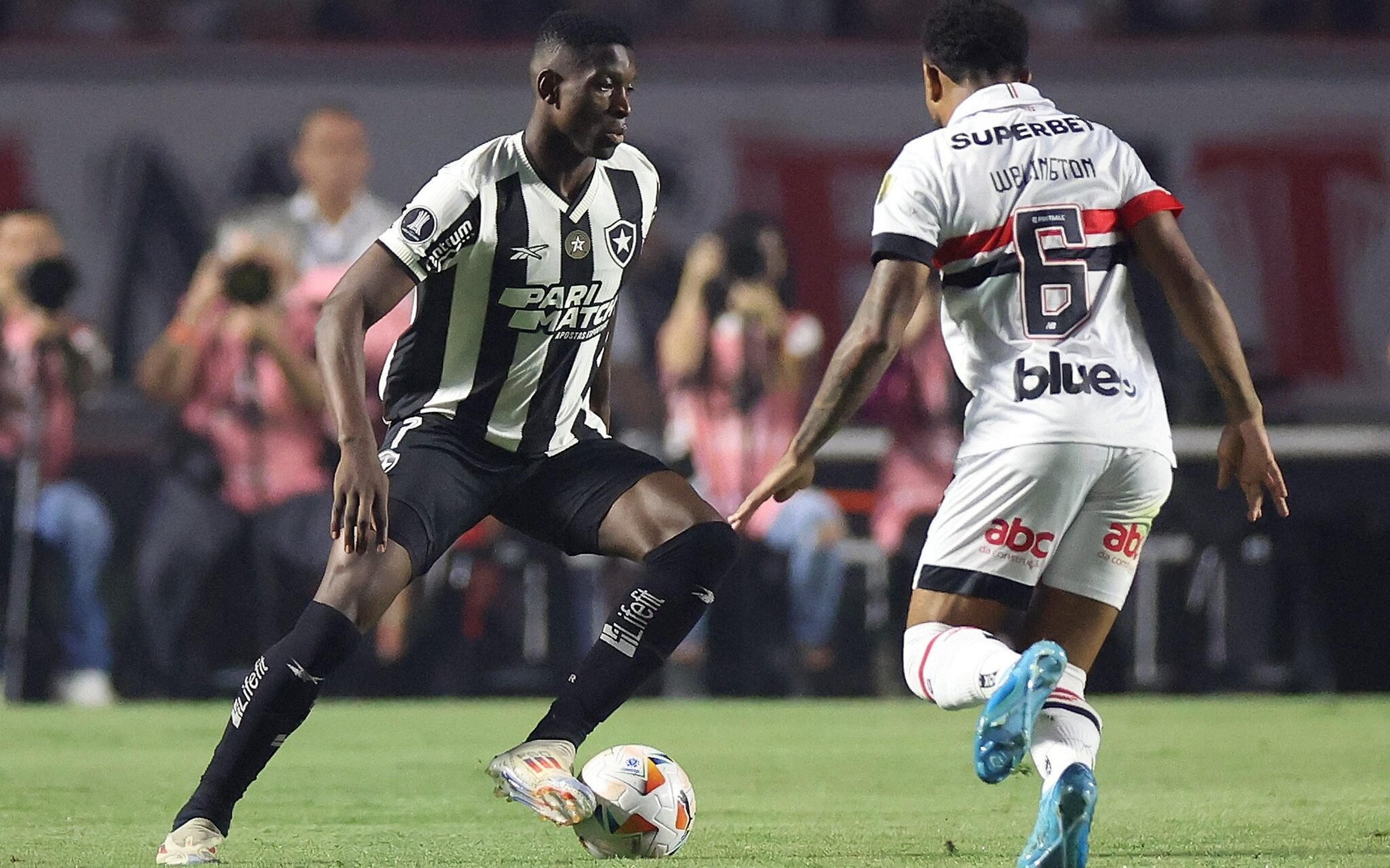 Luiz Henrique é levado a hospital após classificação do Botafogo na Libertadores