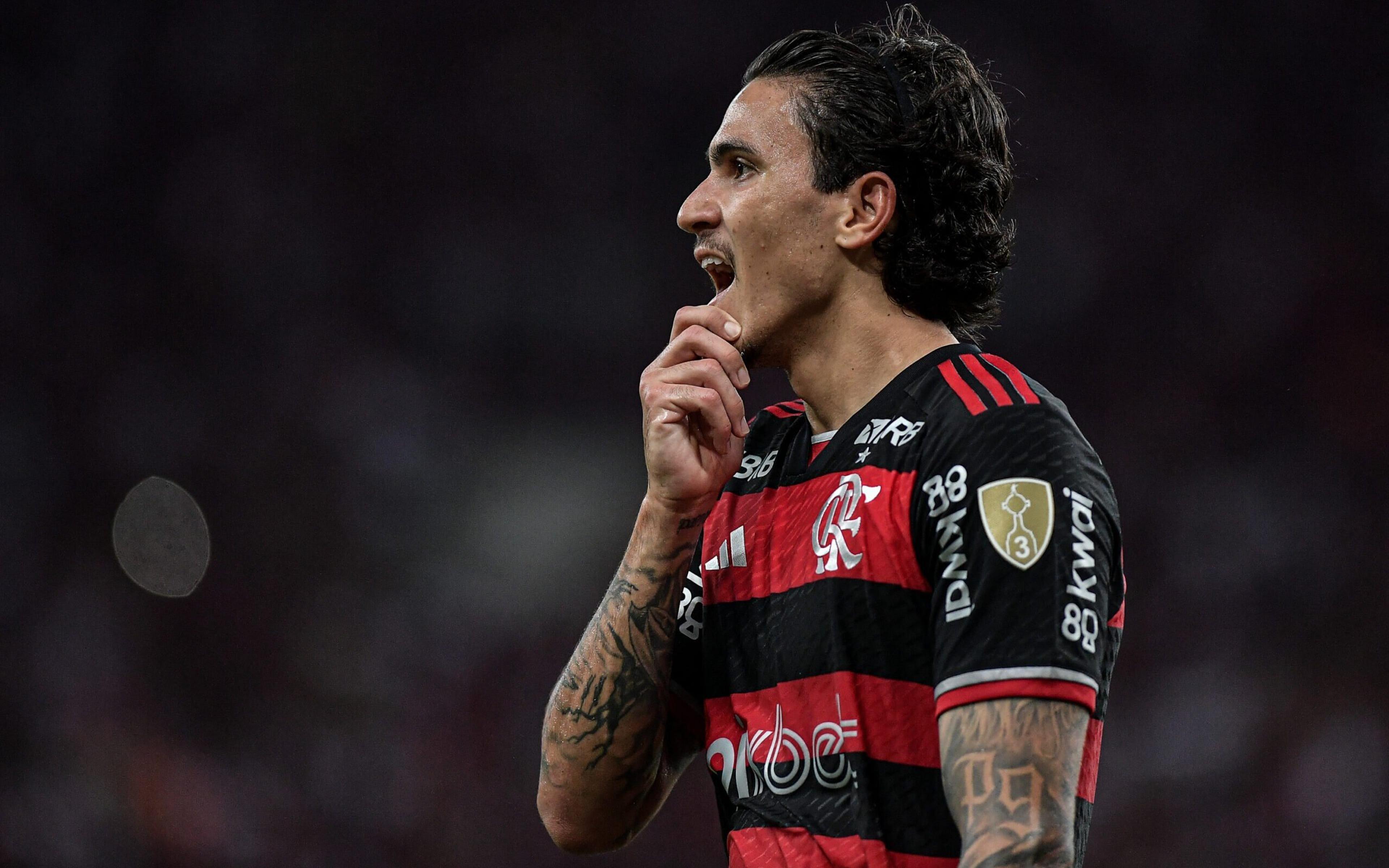 Flamengo marca cirurgia para grave lesão de Pedro