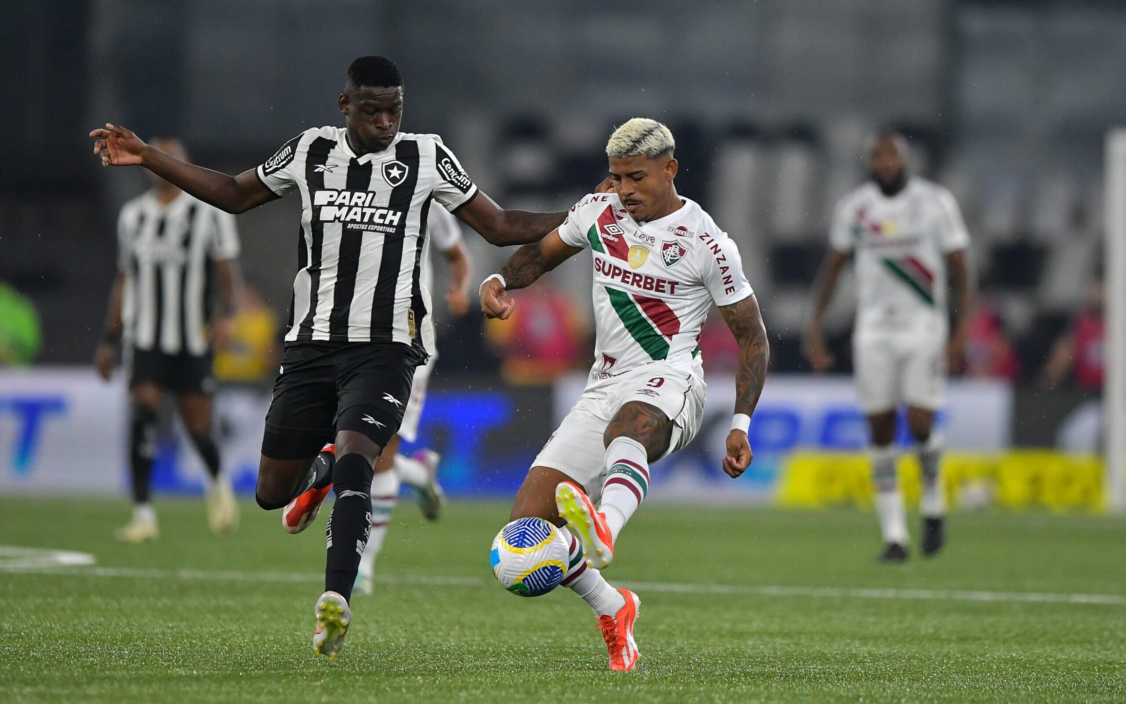 Botafogo pode ampliar feito histórico em clássico contra o Fluminense; entenda