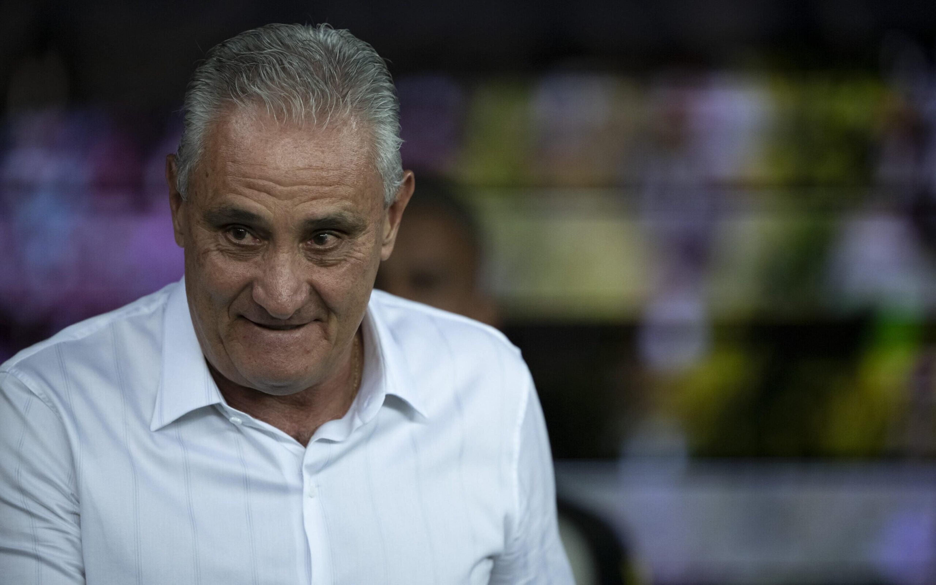 Tite surpreende e escala jovem da base como titular do Flamengo contra o Bahia