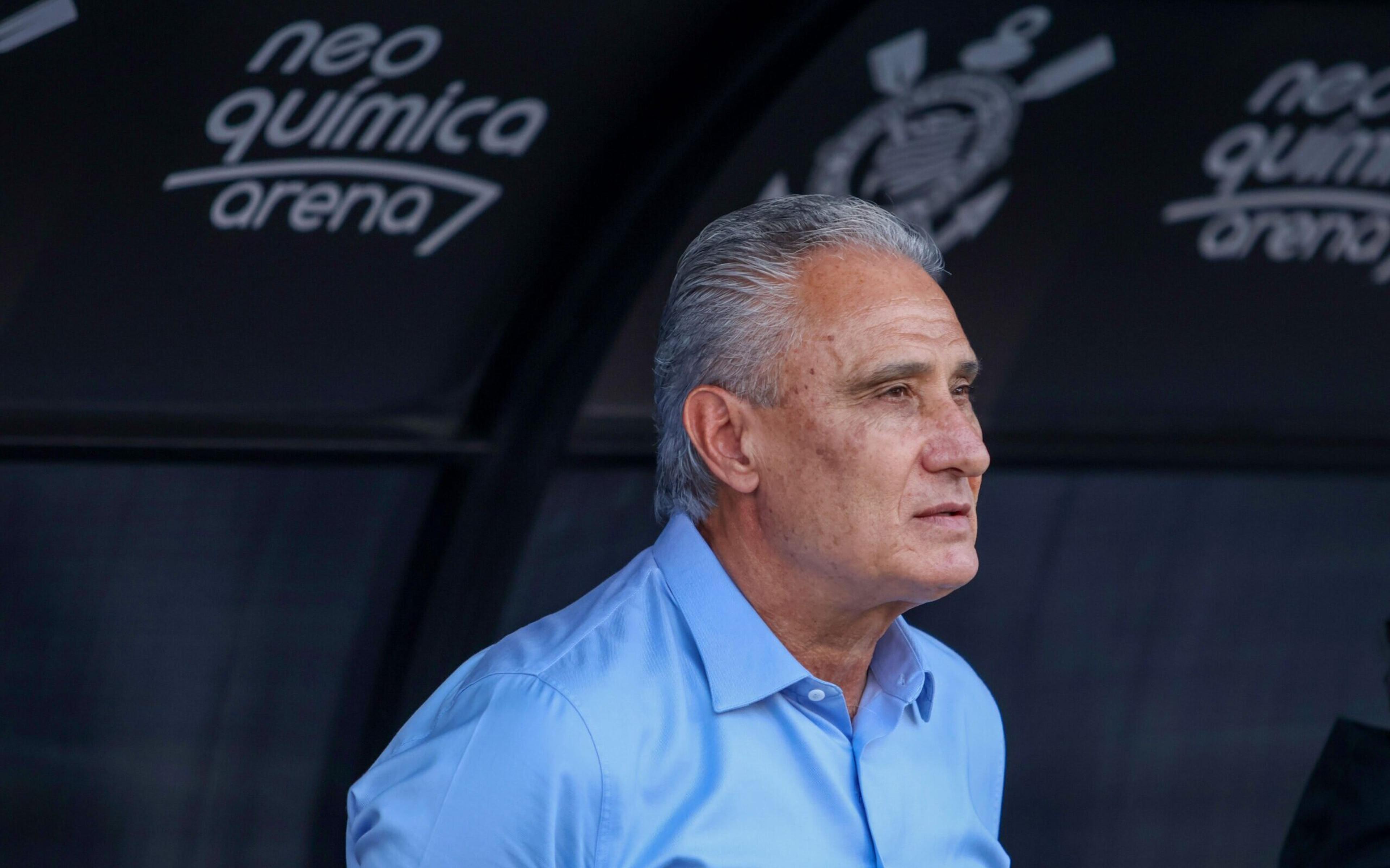 Tite se incomoda com xingamentos de torcida do Corinthians: ‘Respeitem minha mãe’