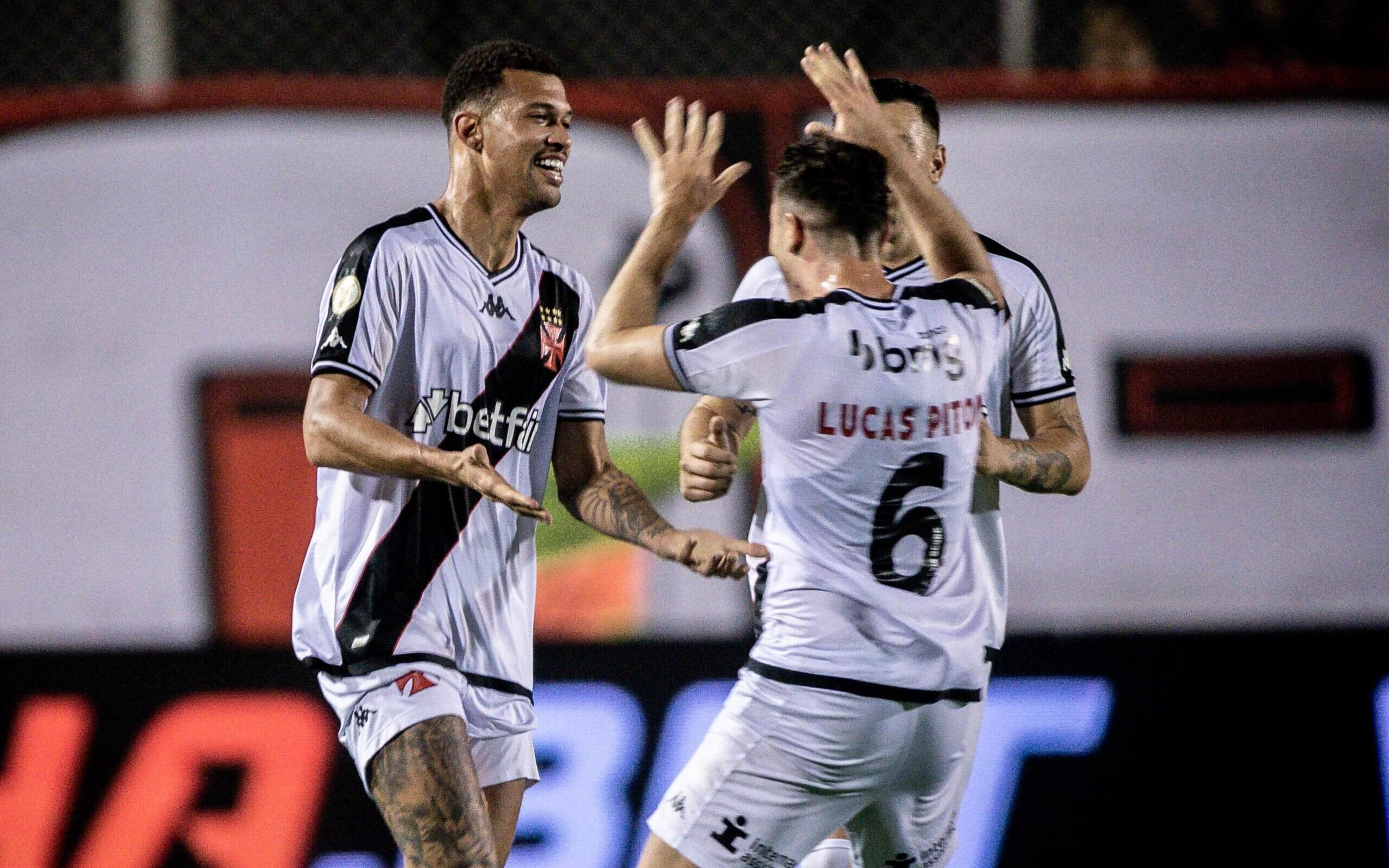 Vasco alcança maior sequência invicta desde campanha que levou o time à Libertadores; relembre