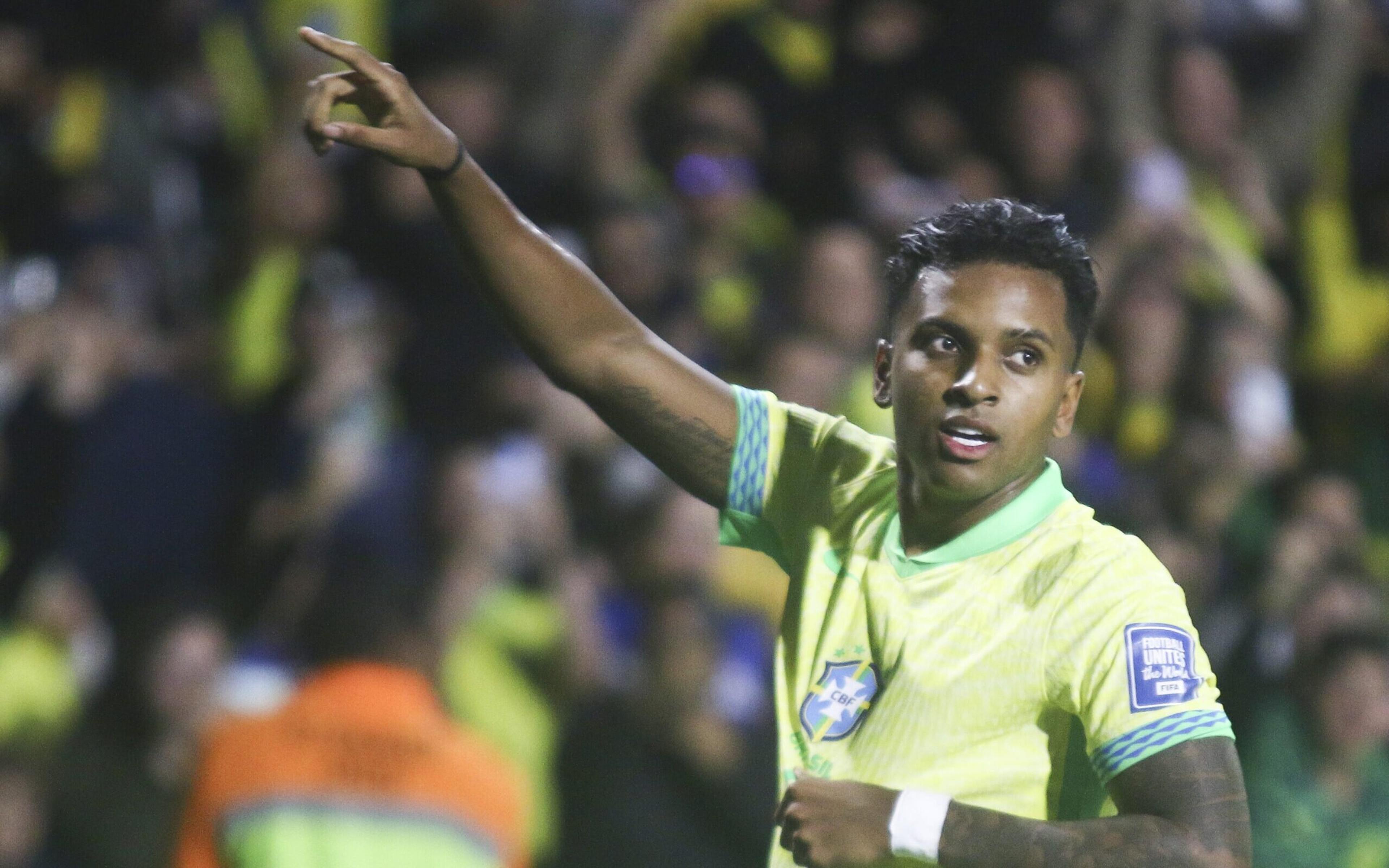 Rodrygo revela papo com Dorival sobre ausência de Neymar na Seleção Brasileira