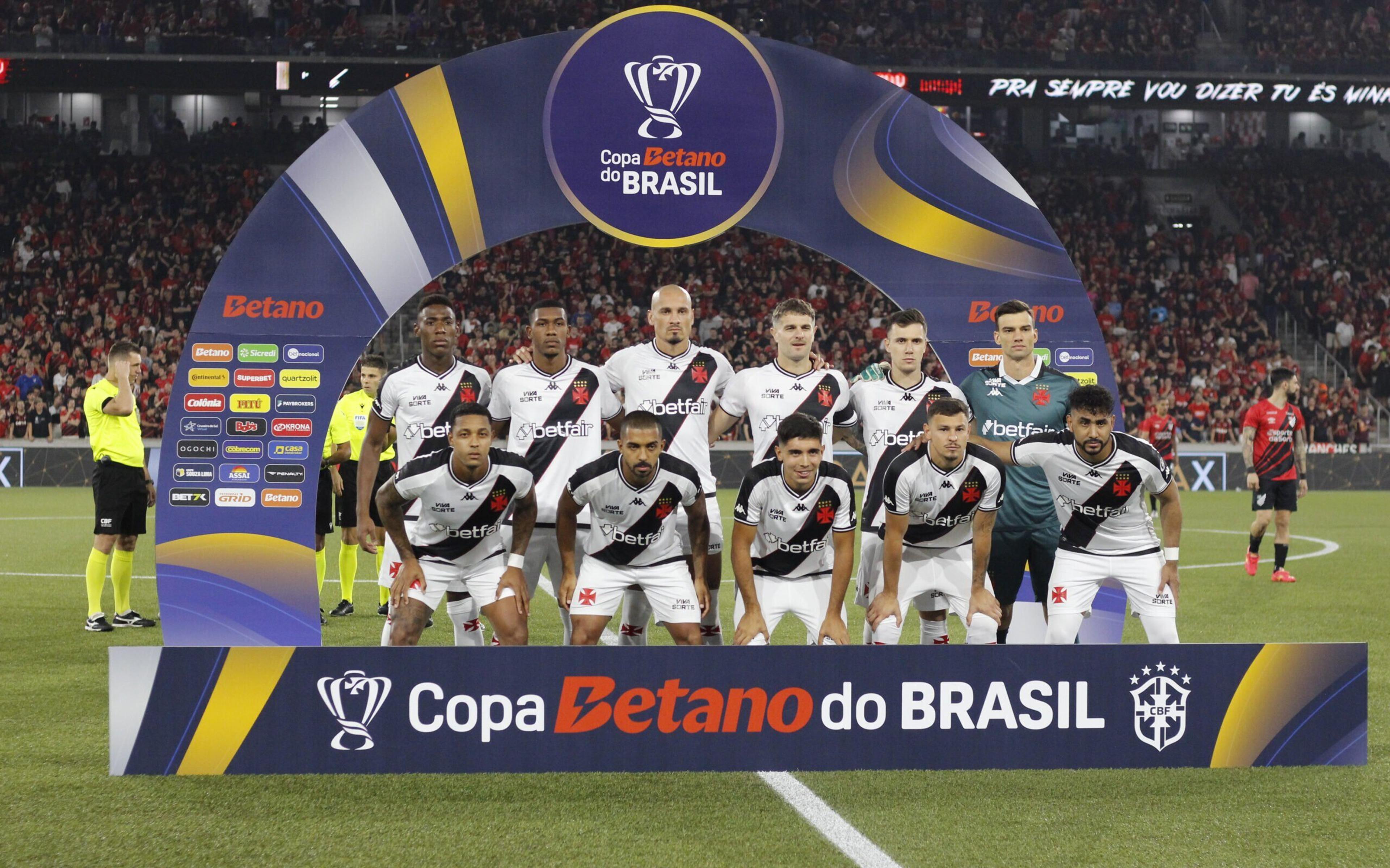 ANÁLISE: Vasco revive o passado e dá motivo para torcedor acreditar no título da Copa do Brasil