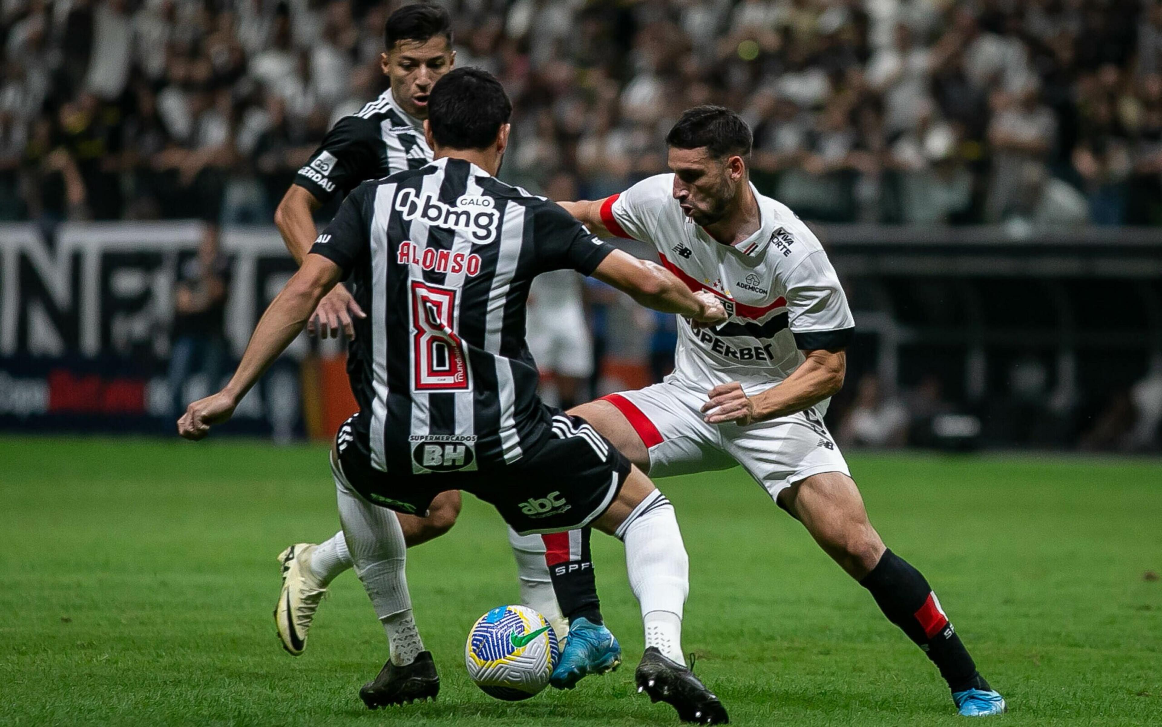 Atlético-MG e São Paulo empatam, e Galo se classifica na Copa do Brasil